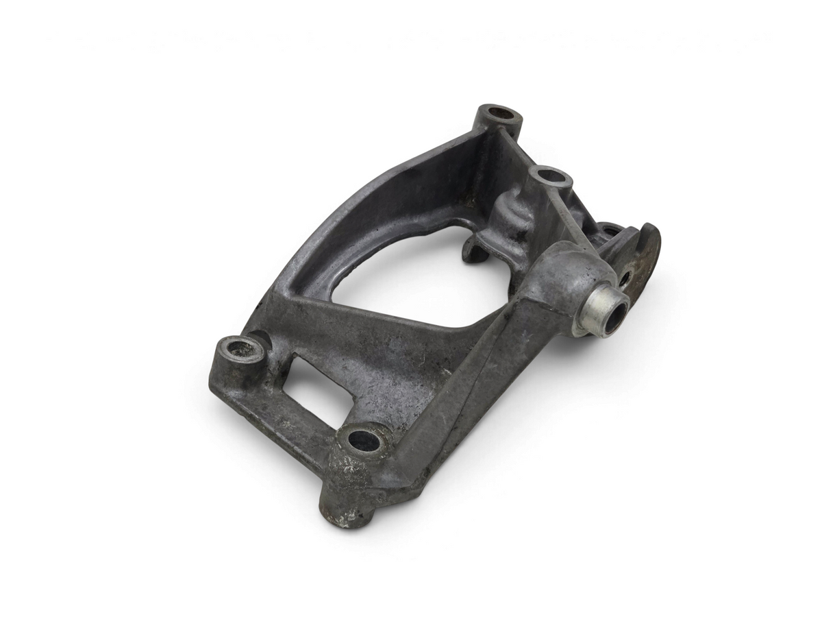1997-2004 Chevy Corvette C5 A/C Air Conditioning Compressor Bracket OEM GM