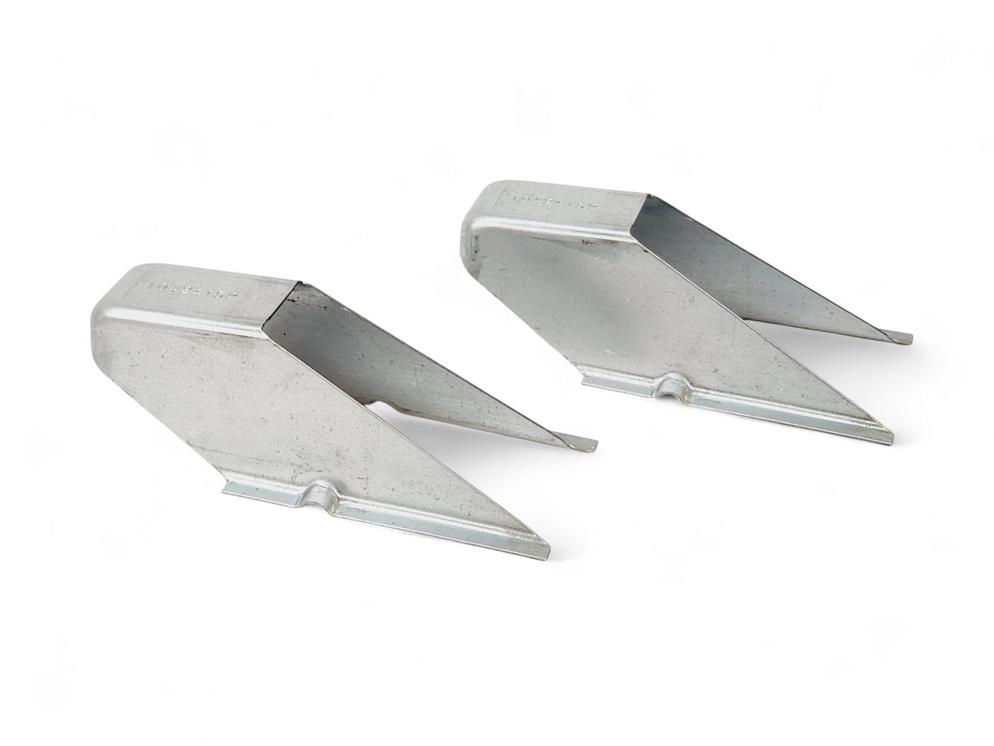 1999-2004 C5 Corvette Set of 2 Rear Body Compartment Braces OEM GM 10424152