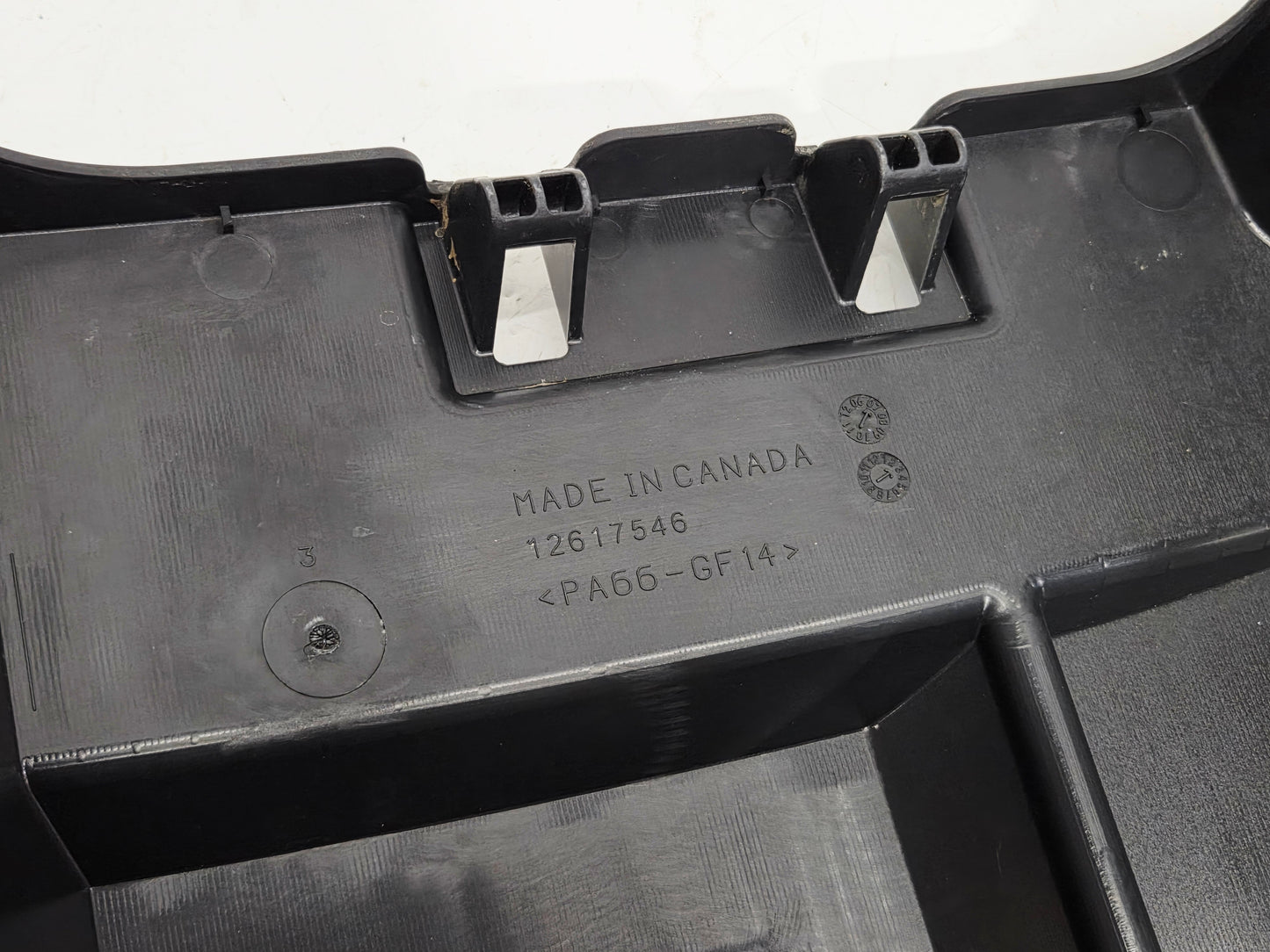 2008-2009 Hummer H2 Engine Cover OEM GM - Low Mile Takeoff