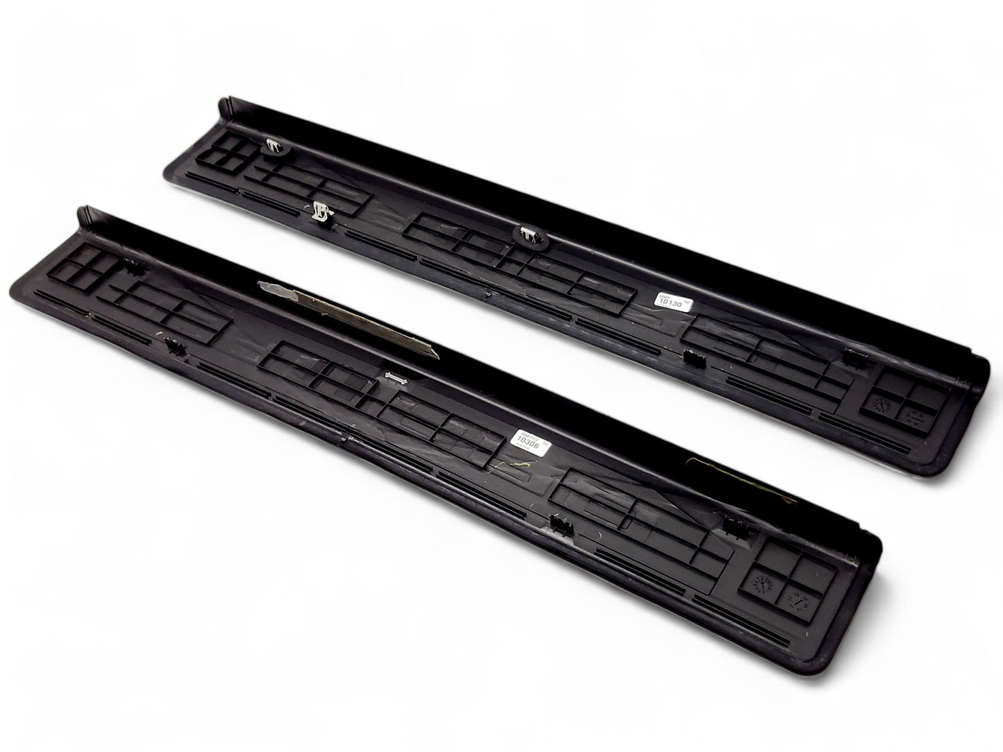 2016-2024 Chevy Camaro Door Sill Plates Black OEM GM 84124303 - Pair