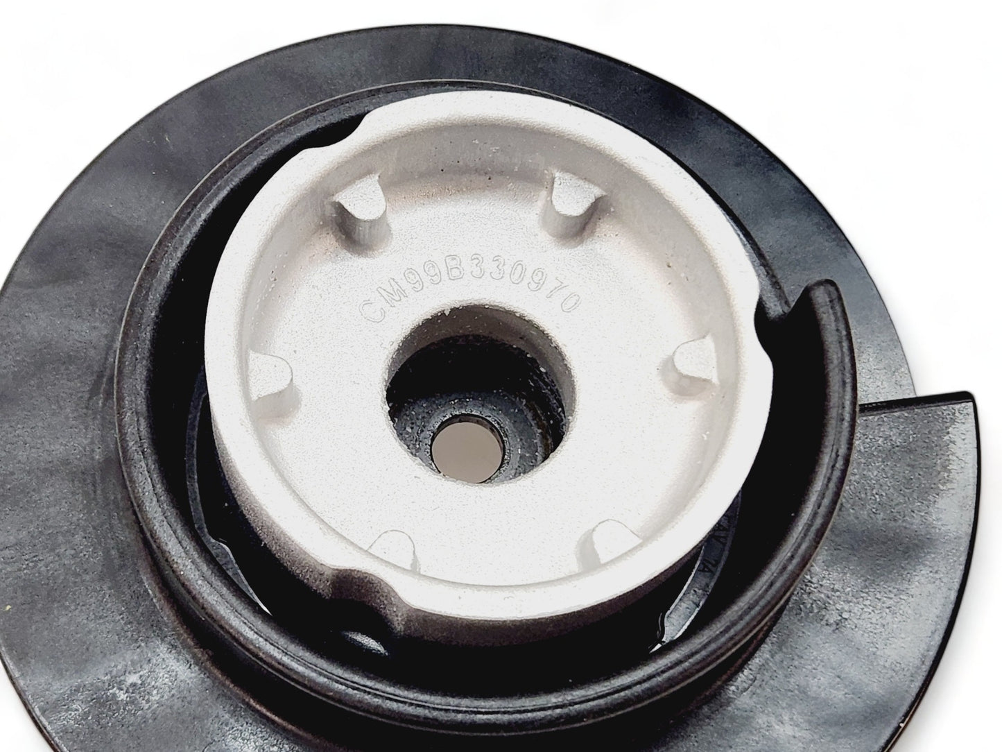 2019-2023 Silverado Sierra Escalade Front Shock Mount Assembly OEM GM 85541993