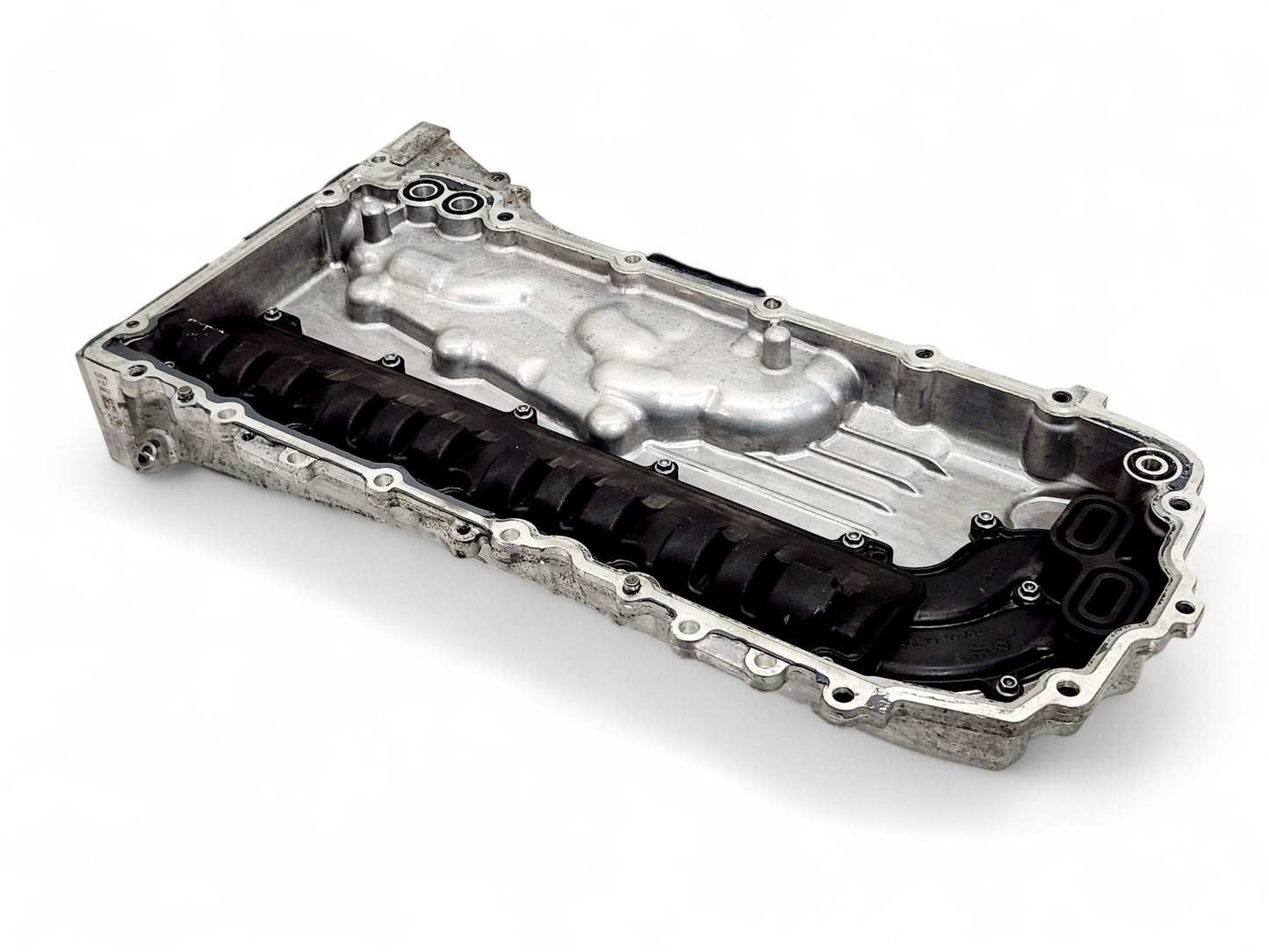 2020-2025 Chevy Corvette C8 LT2 6.2L Engine Oil Pan OEM GM 12695701