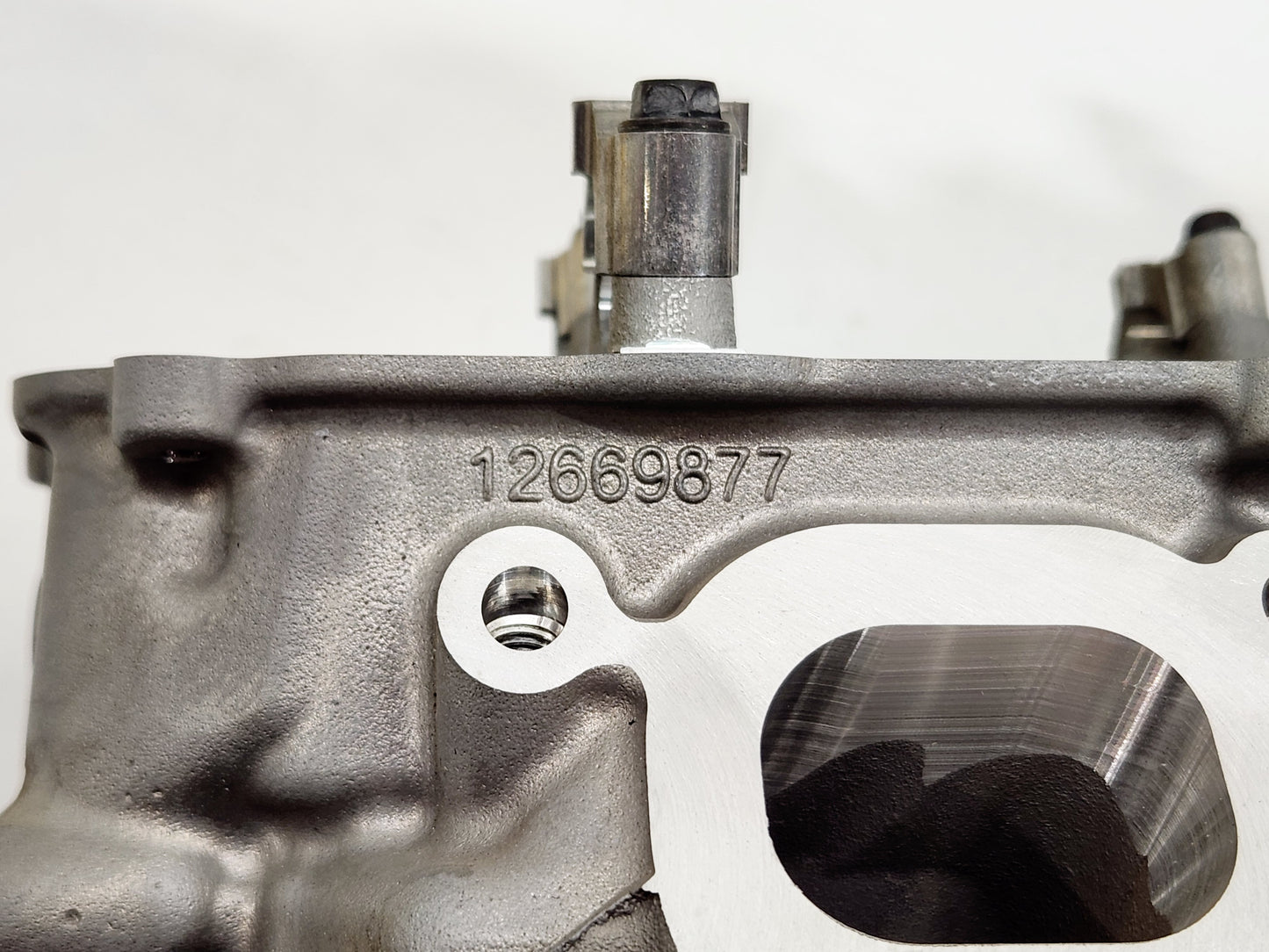 2025 Chevrolet Corvette C8 ZR1 LT7 Engine Cylinder Head Right Passenger OEM