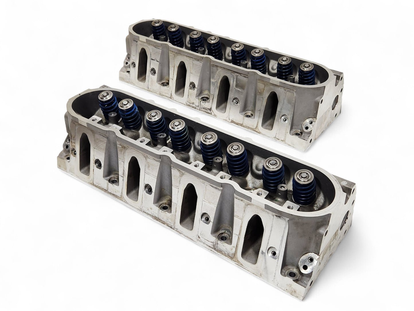 Set Of Two GM LS2 LS6 Gen III Gen Cylinder Head 243 W/ Valves And Springs