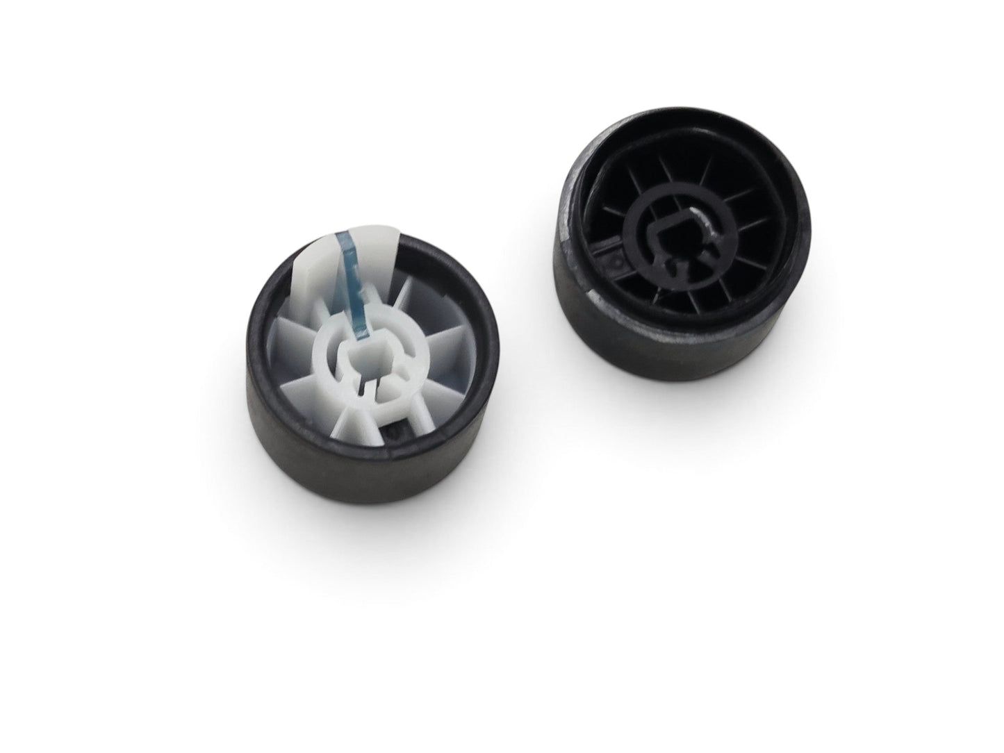 Send it Auto Parts OEM black plastic radio volume and tuner control knobs for 1997-2004 Chevrolet Corvette C5
