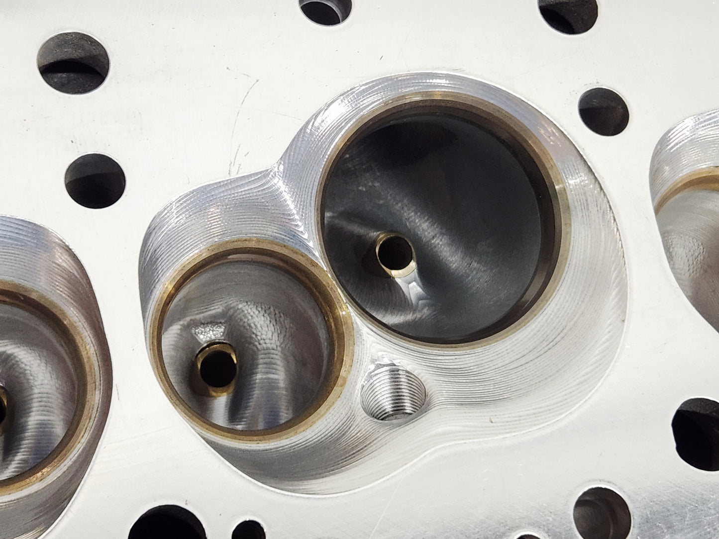 GM SB2.2 SBC CNC Performance Cylinder Head 12480011 - Clear Coated for Display