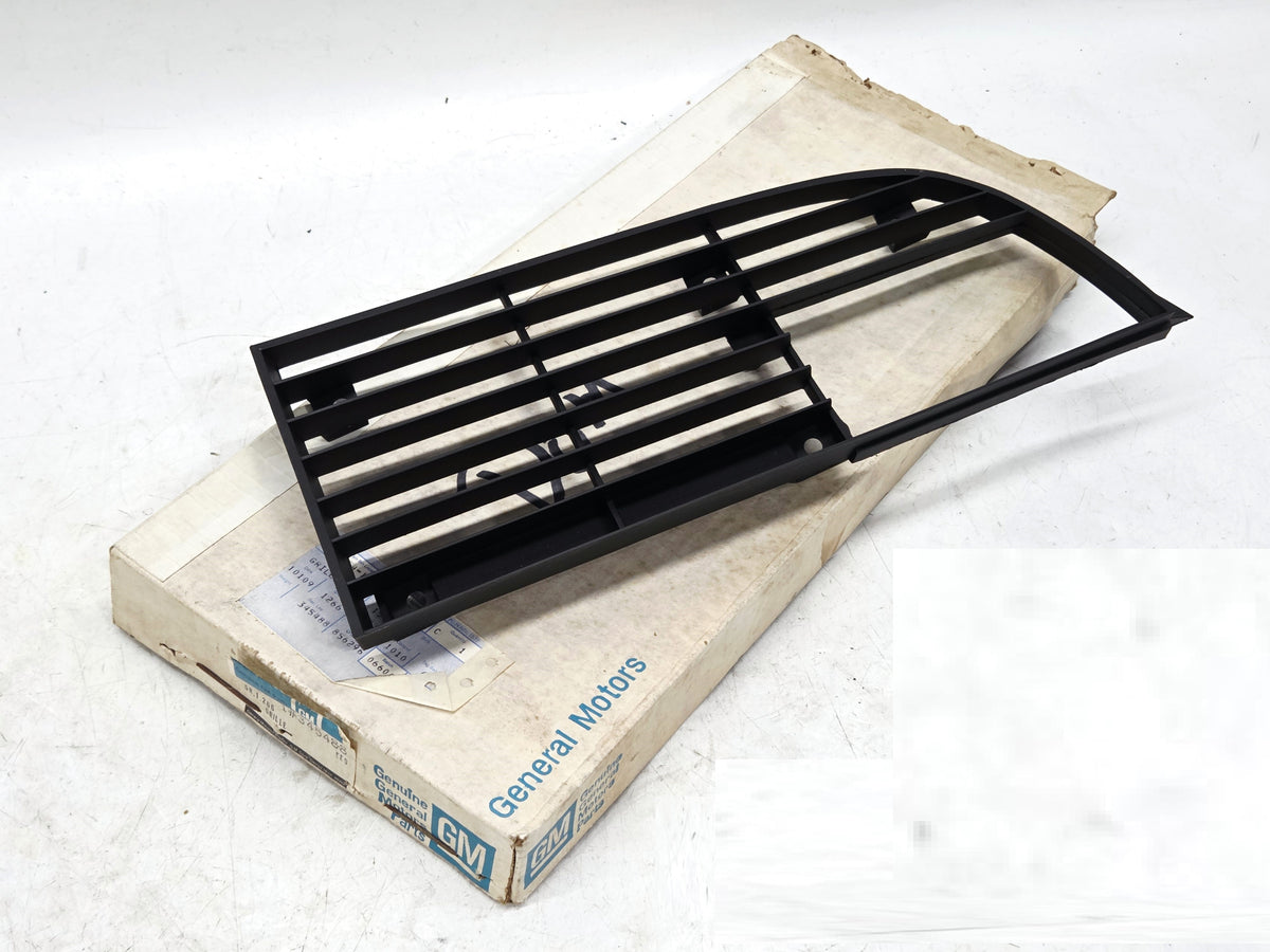 1975-1979 Corvette C3 Right RH Bumper Grille OEM GM 345488