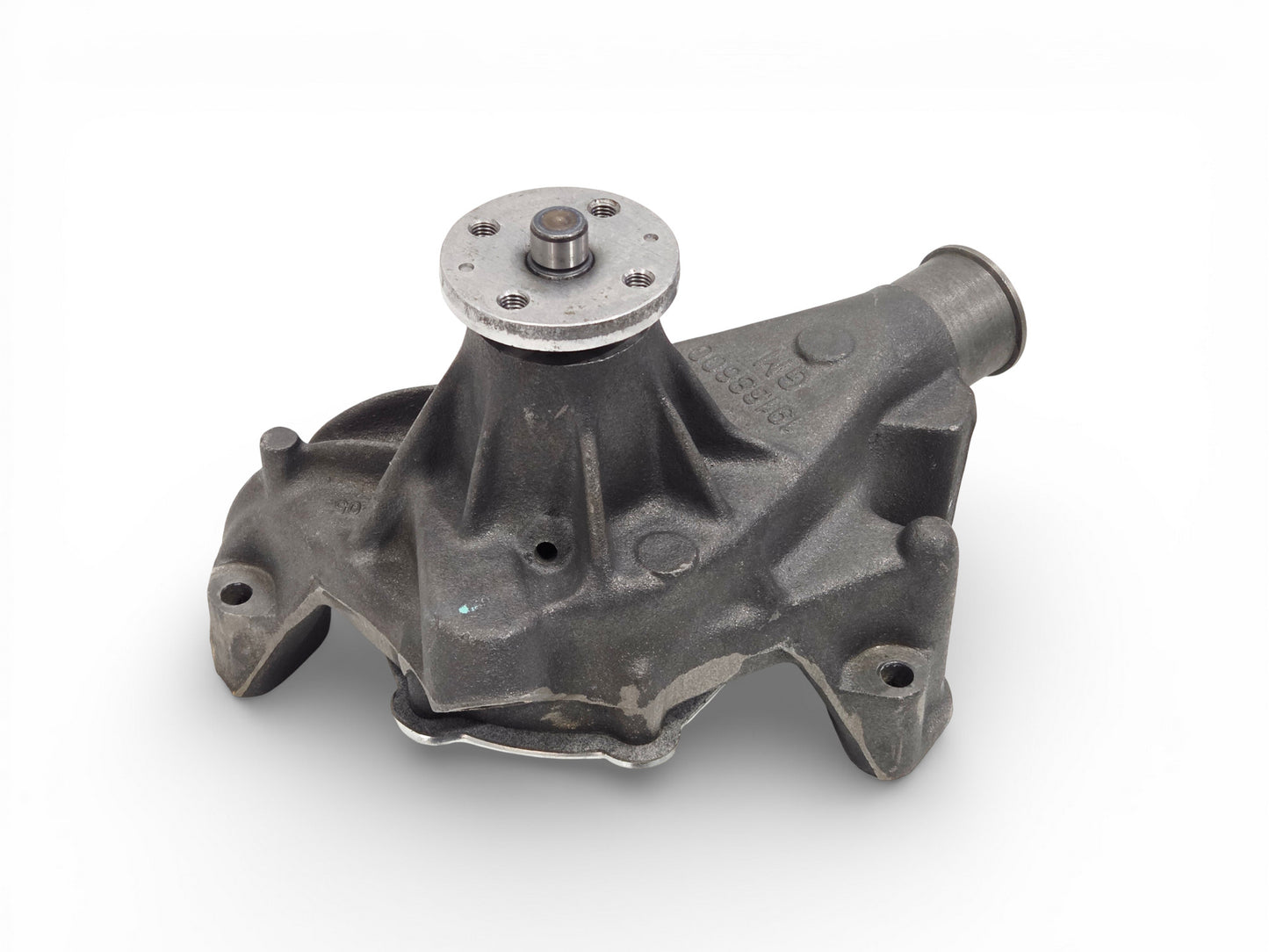 1987-1996 Chevy Small Block Engine Water Pump OEM GM - New Takeoff