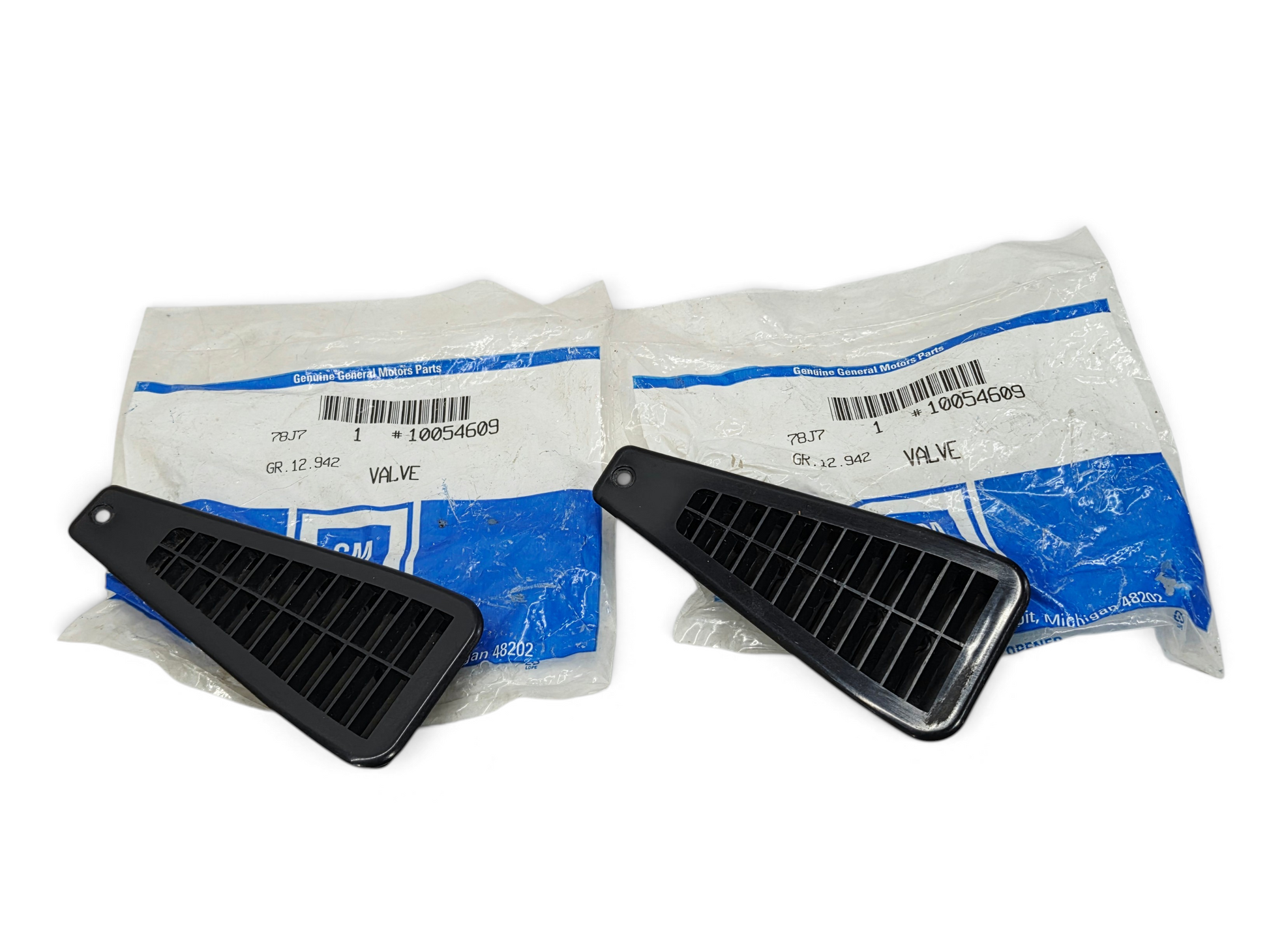 Send it Auto Parts OEM GM Corvette C4 door jam pressure release vents in black plastic with original packaging