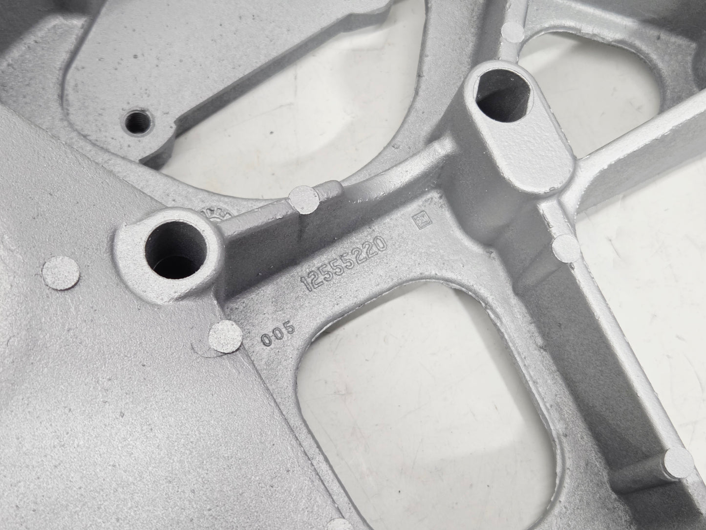 1997-2004 Chevy Corvette 5.7L LS1 LS6 Power Steering Alternator Bracket 12555220