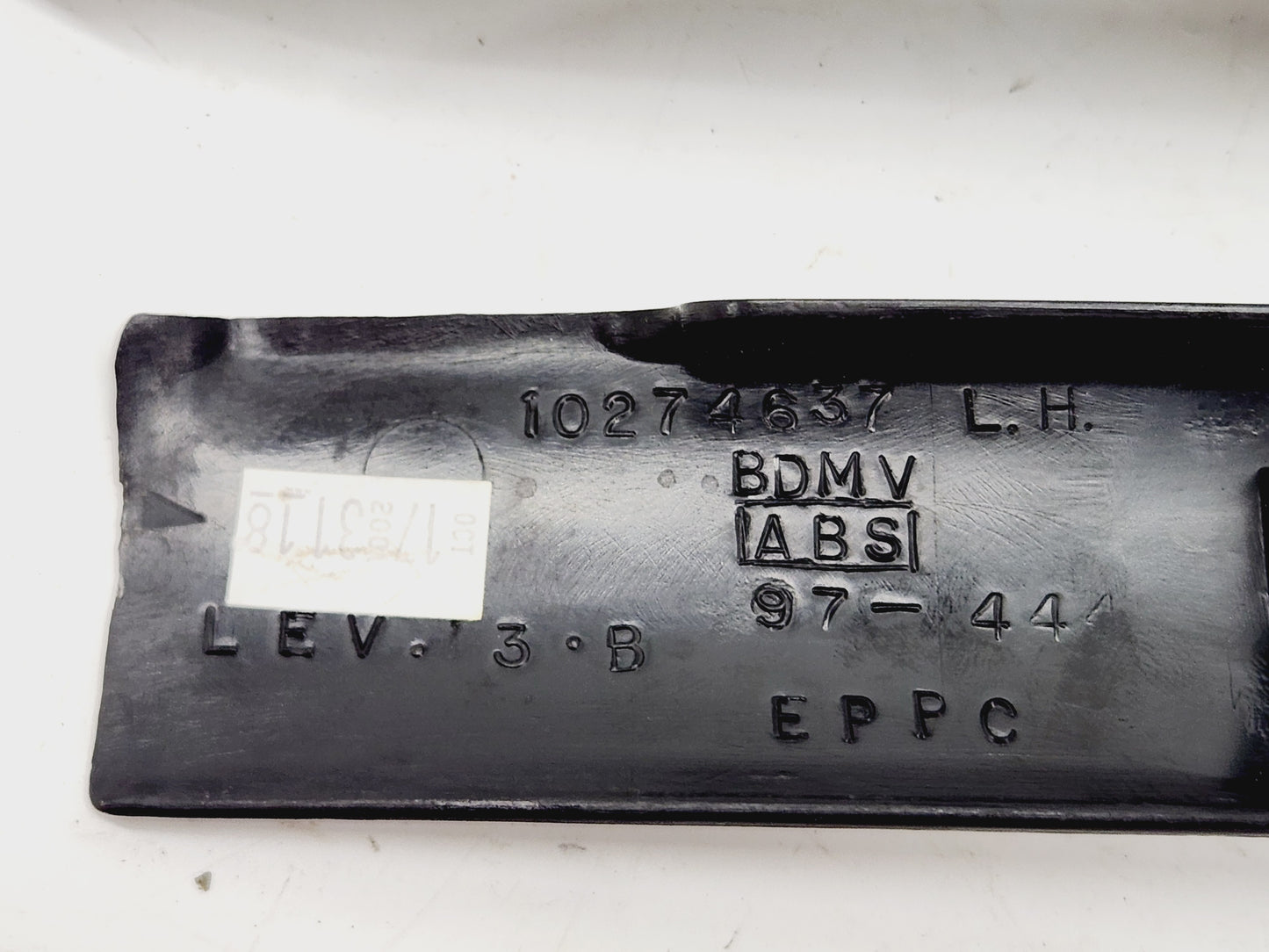 1997-2004 Chevy Corvette C5 Black Right & Left Door Jamb Sill Trim OEM GM