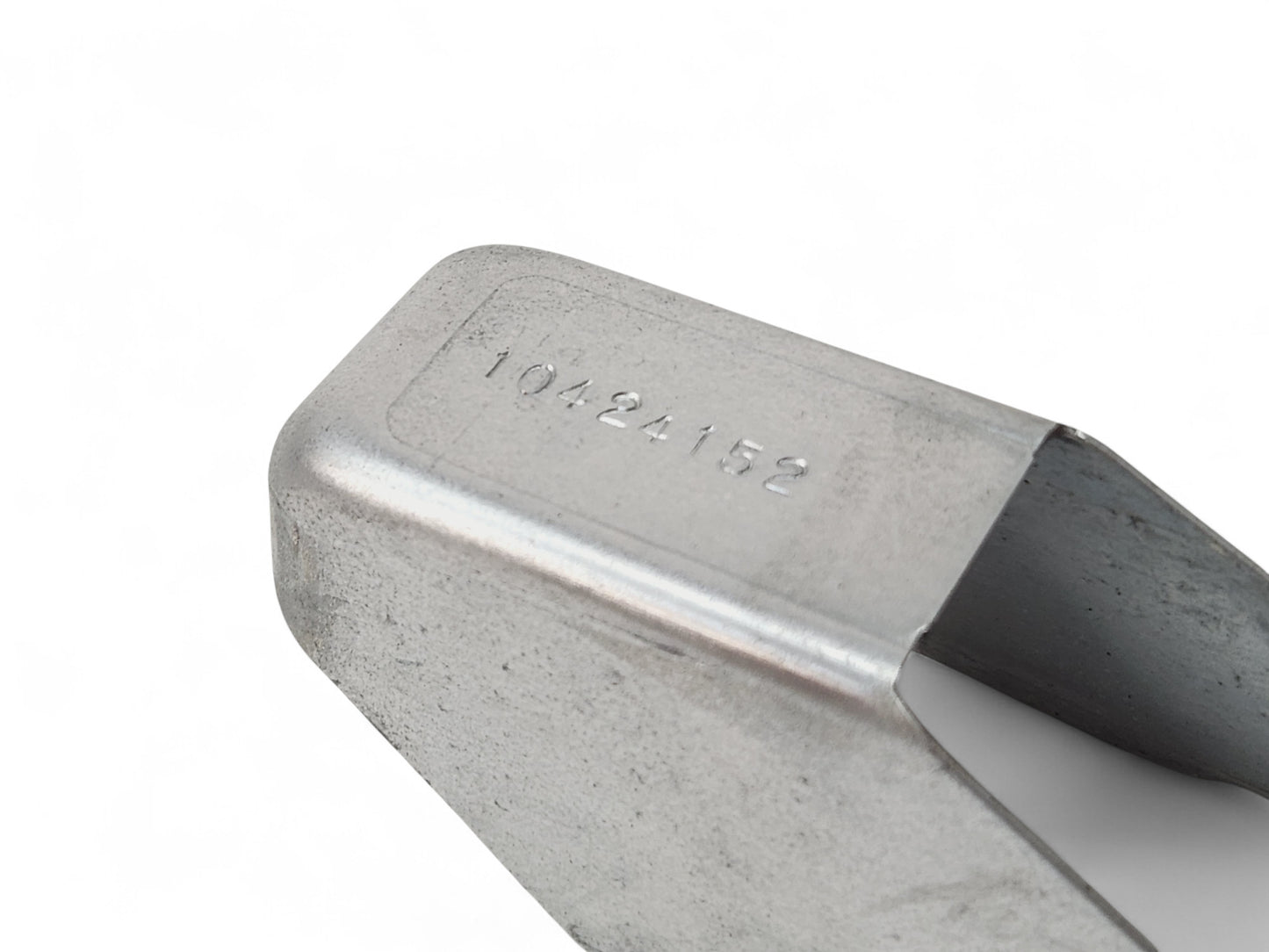 1999-2004 C5 Corvette Set of 2 Rear Body Compartment Braces OEM GM 10424152