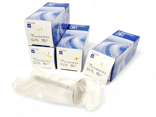 2.02 Dia Small Block Chevy Engine Intake Valve Set OEM GM 12363753 - Lot of 4