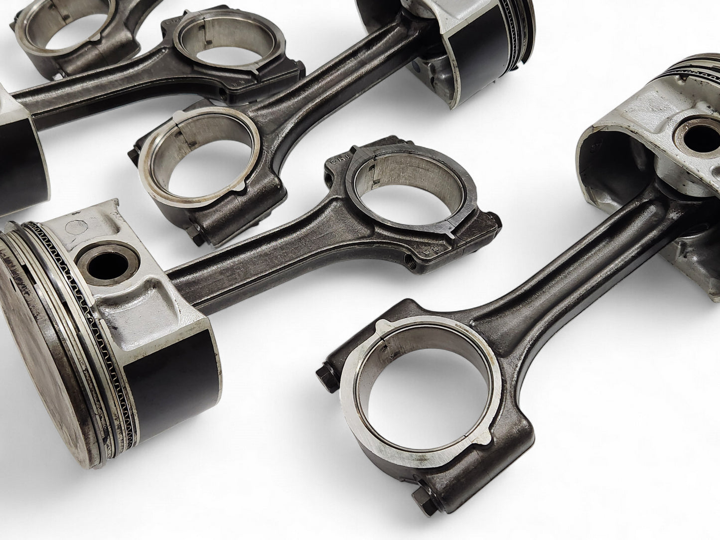 2001-2004 Chevy Corvette C5 Z06 LS6 Pistons and Connecting Rods OEM GM