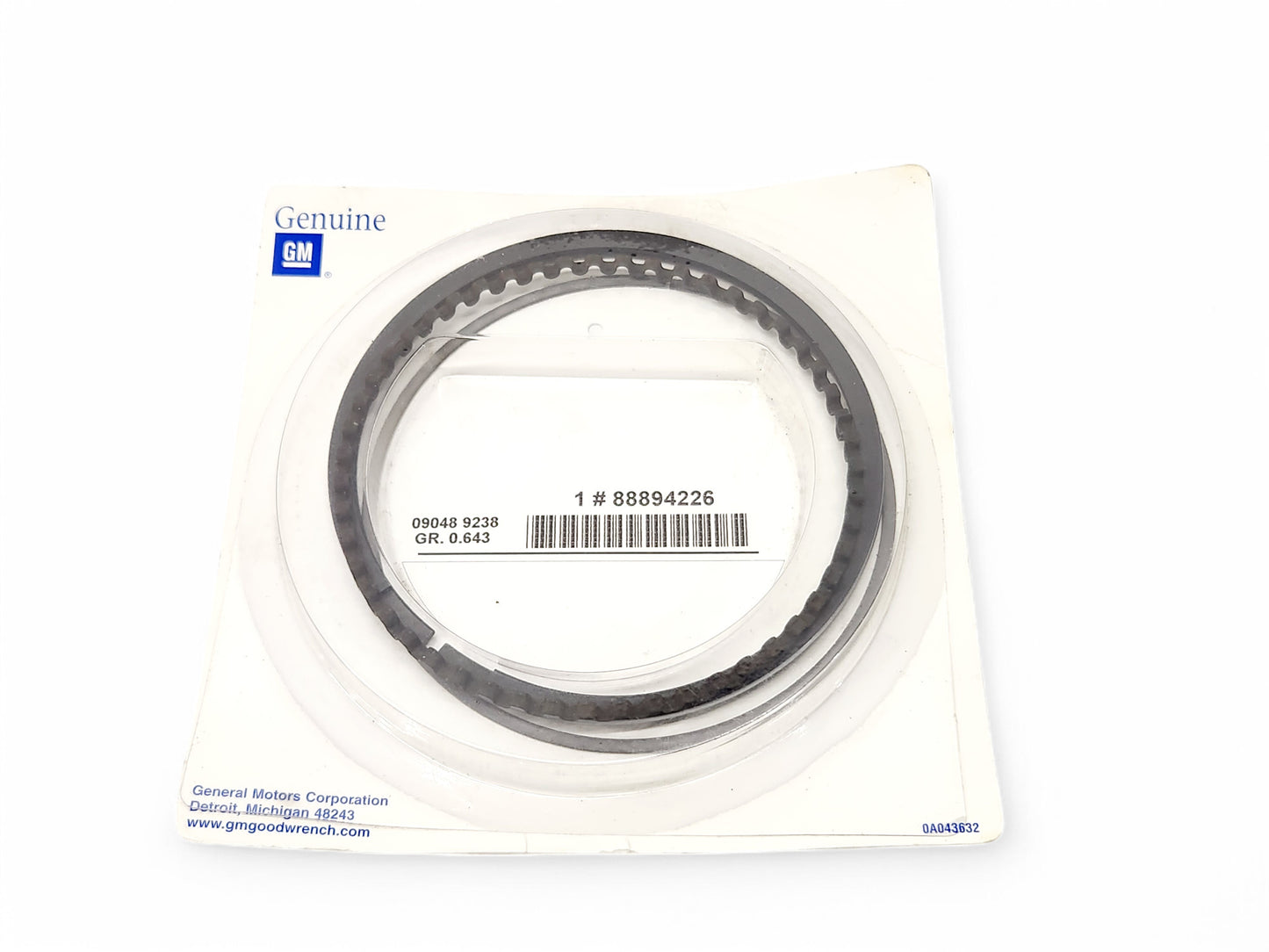 2001-2007 Sierra Silverado 2500 3500 8.1L Piston Ring Kit OEM GM 88894226