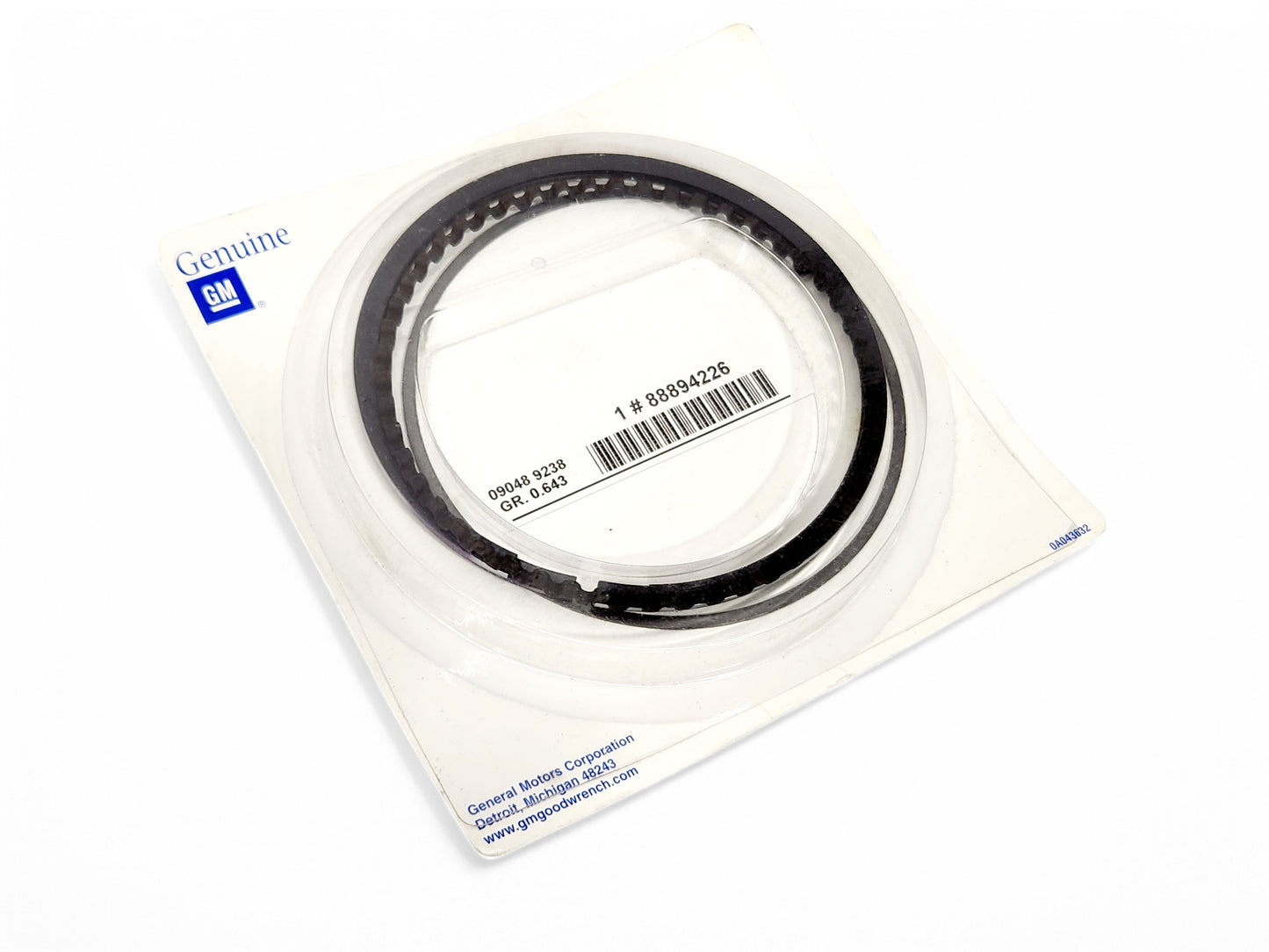 2001-2007 Sierra Silverado 2500 3500 8.1L Piston Ring Kit OEM GM 88894226