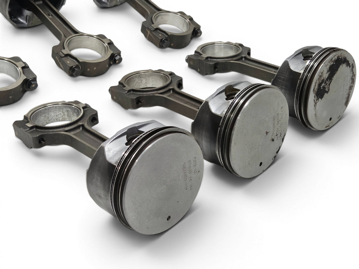 2002-2007 LS2 LQ9 6.0L Pistons and Connecting Rods OEM GM - Lot of 6