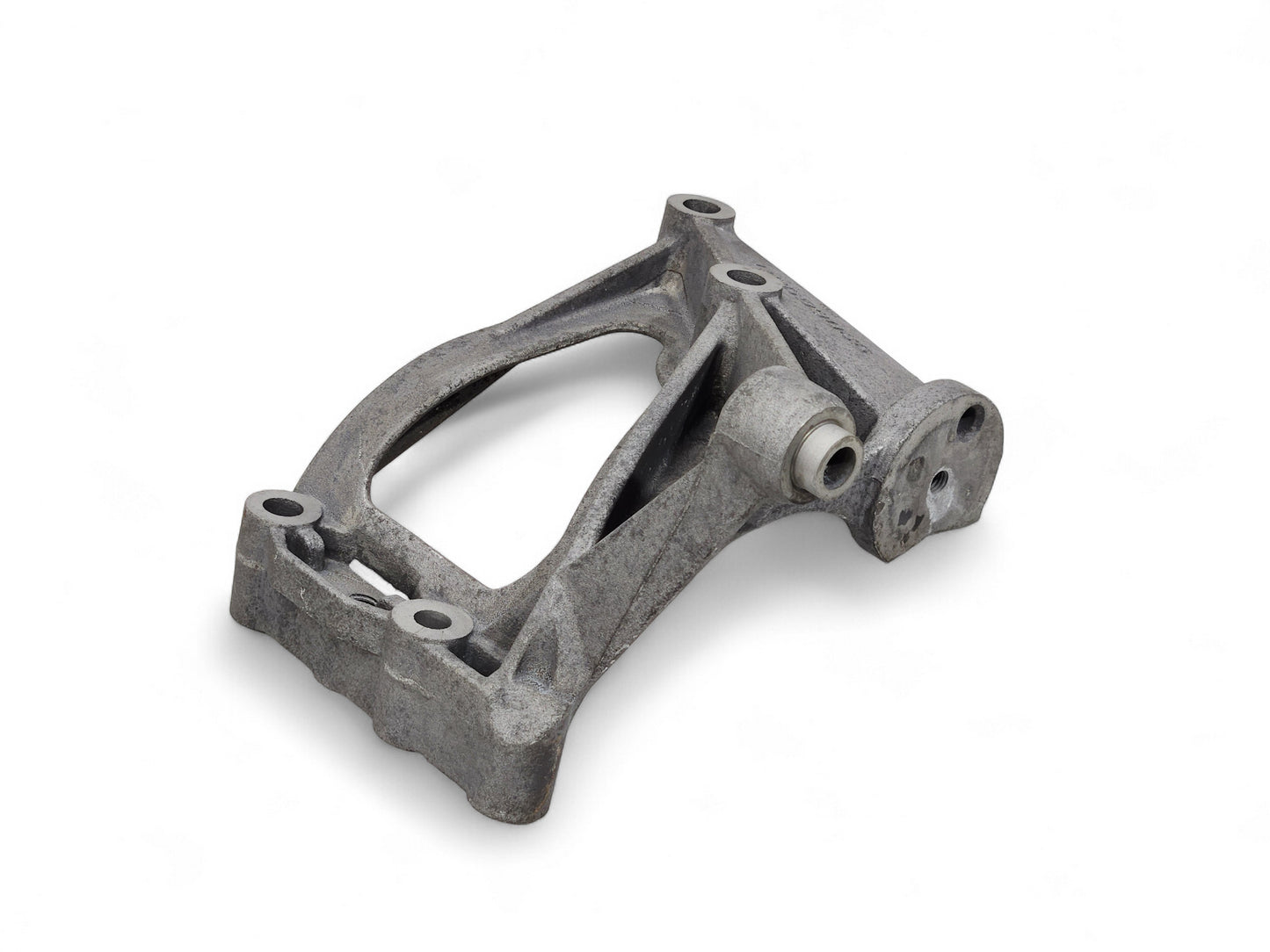 2004-2006 Pontiac GTO LS1 5.7L Air Conditioner Compressor Bracket OEM GM