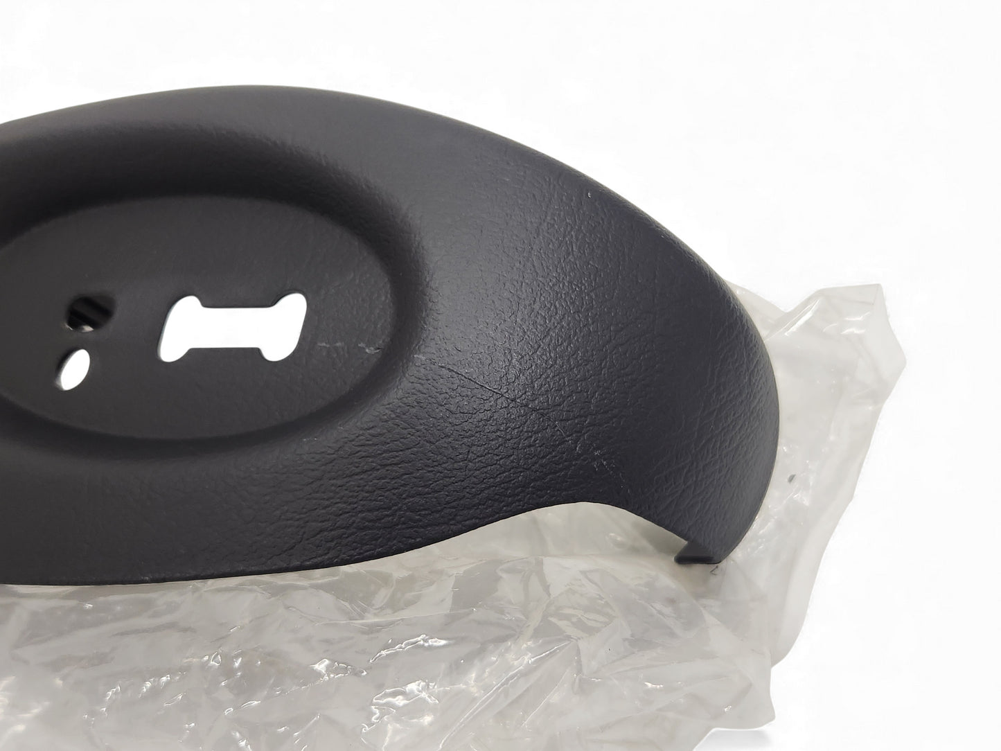 2004-2006 Pontiac GTO Pass Seat RH Side Control Trim Panel OEM GM 92148274