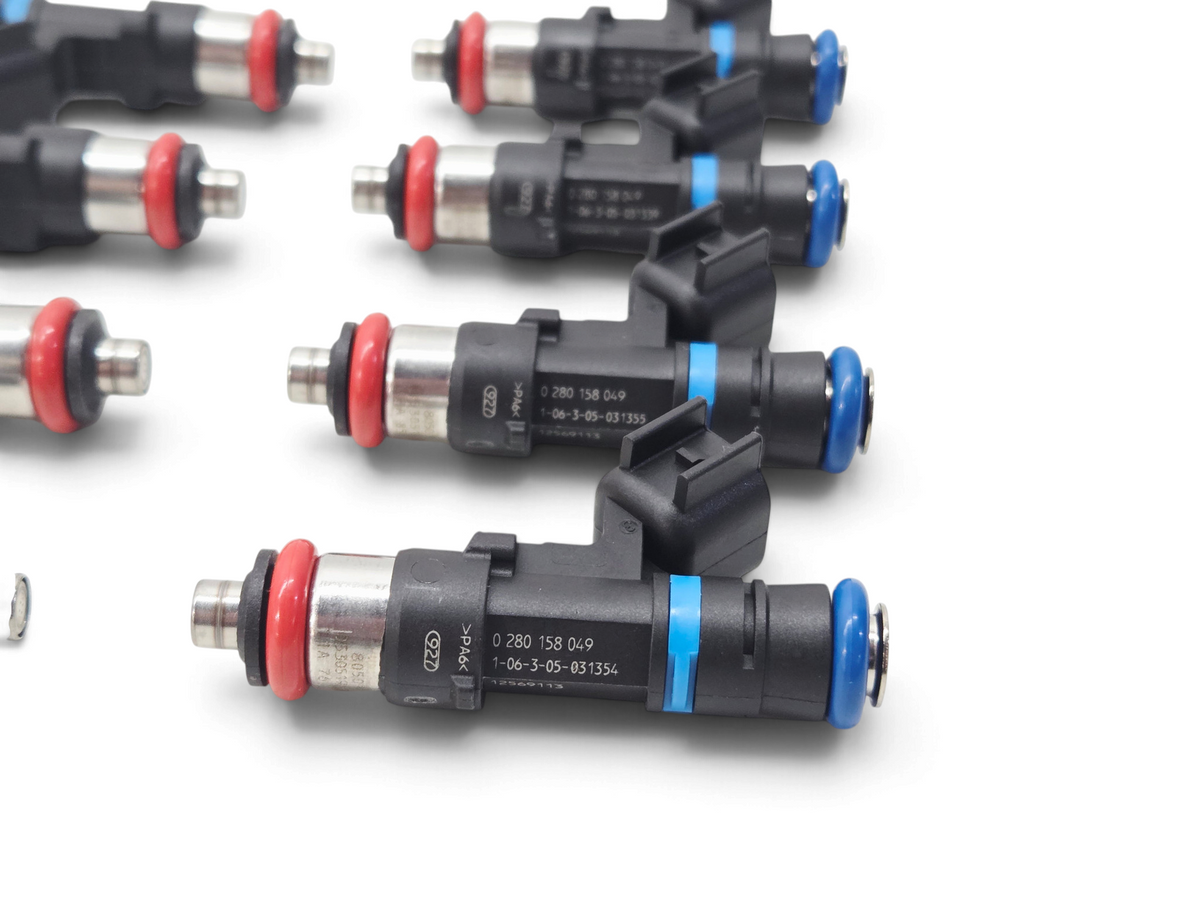 2005-2007 Corvette GTO CTSV LS2 Fuel Injectors OEM GM 12569113 - Set of 8