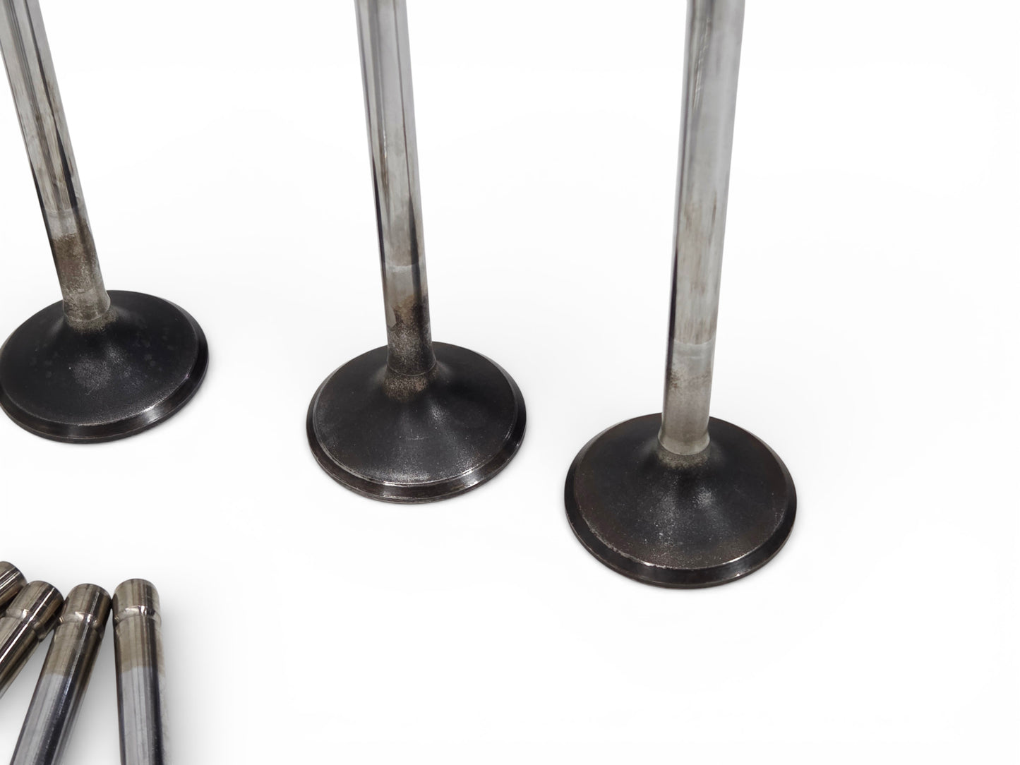 2006-2013 Chevy Corvette C6 LS7 7.0L Exhaust Valve OEM GM 12578455 - Set of 8