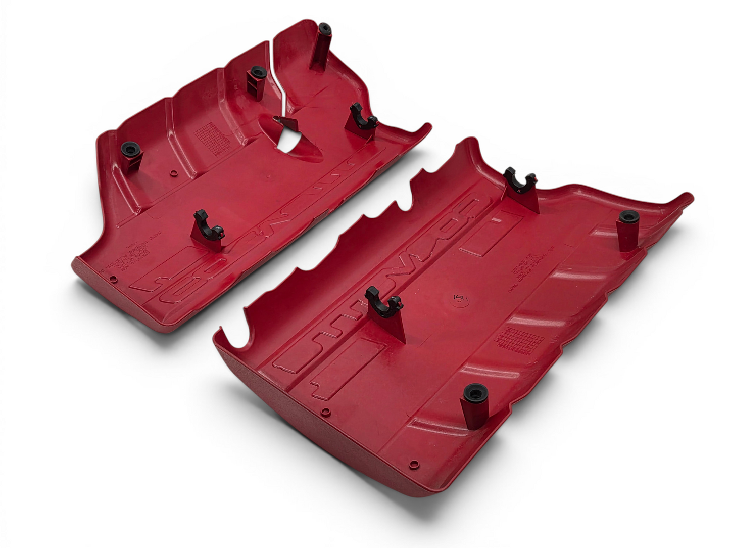 2006-2013 Corvette C6 Z06 LS7 7.0L Passenger Side Red Engine Fuel Rail Cover