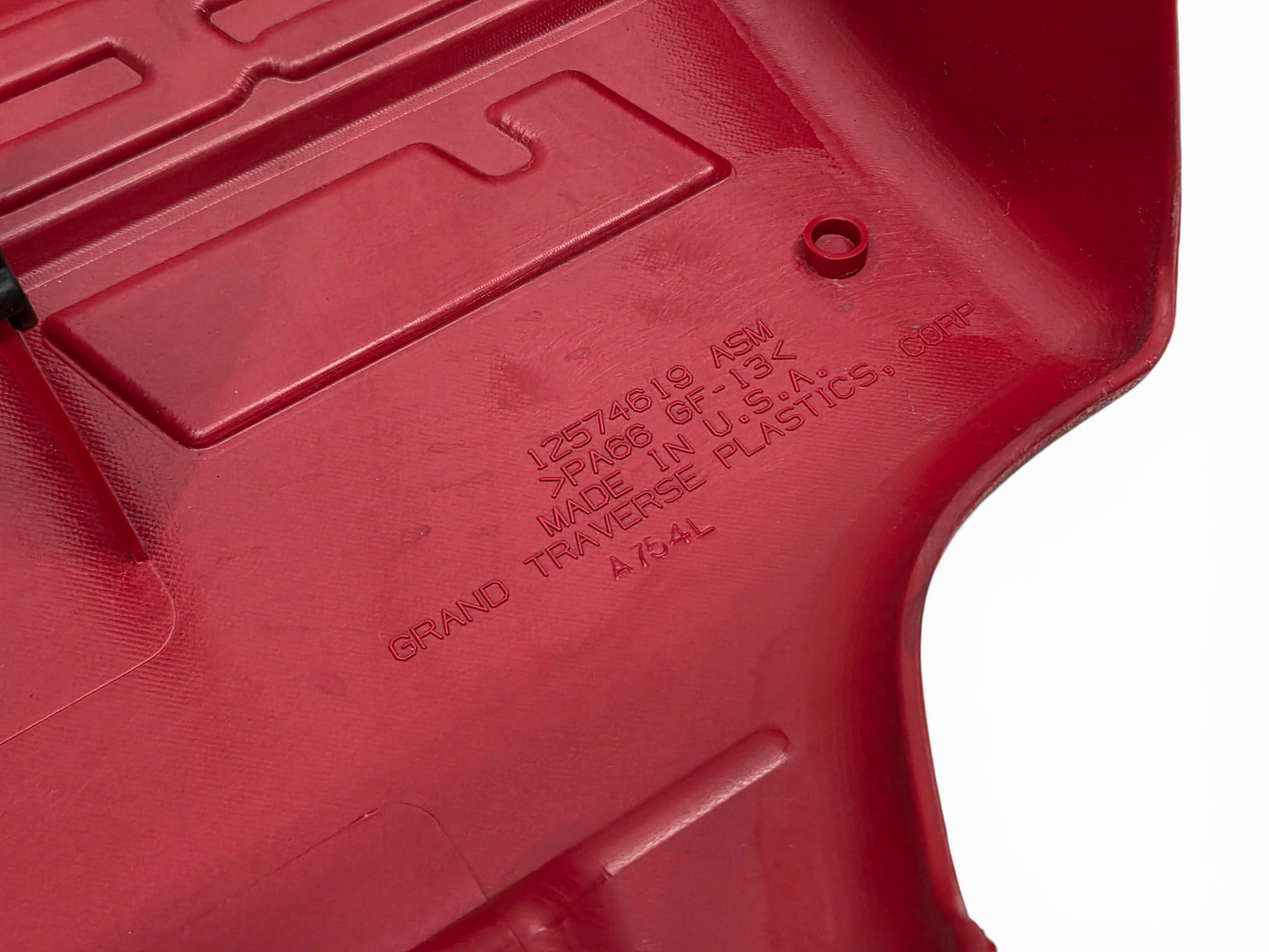 2006-2013 Corvette C6 Z06 LS7 7.0L Passenger Side Red Engine Fuel Rail Cover