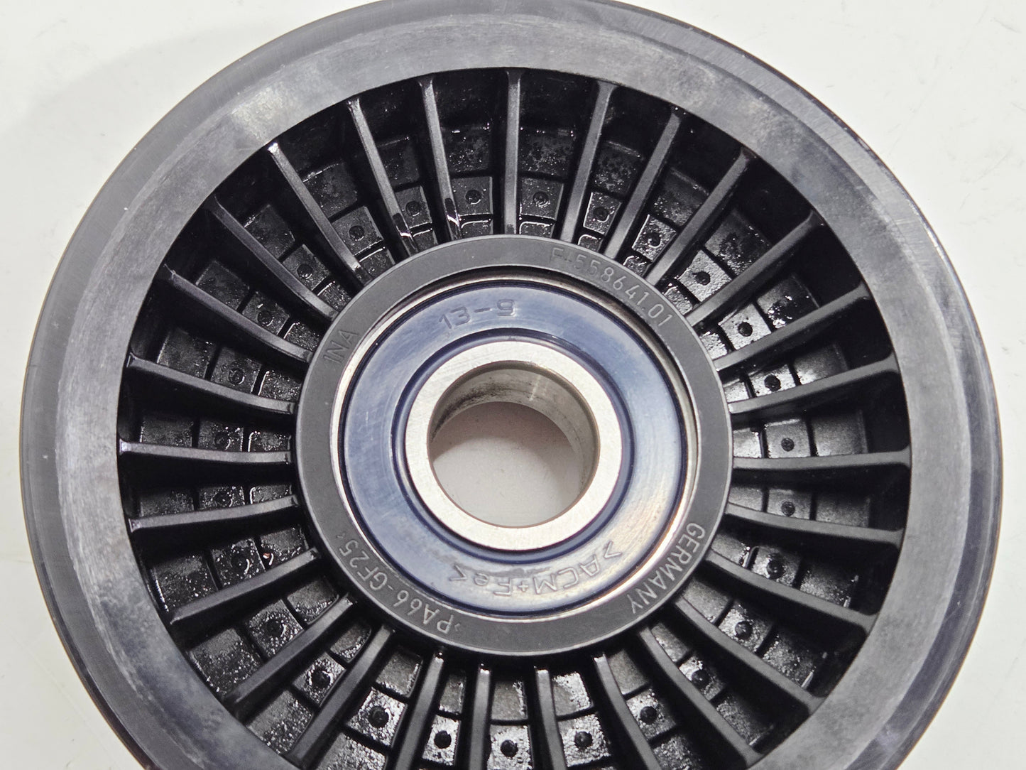 2009-2015 Camaro SS LS3 L99 CTS Drive Belt Tensioner Pulley OEM GM