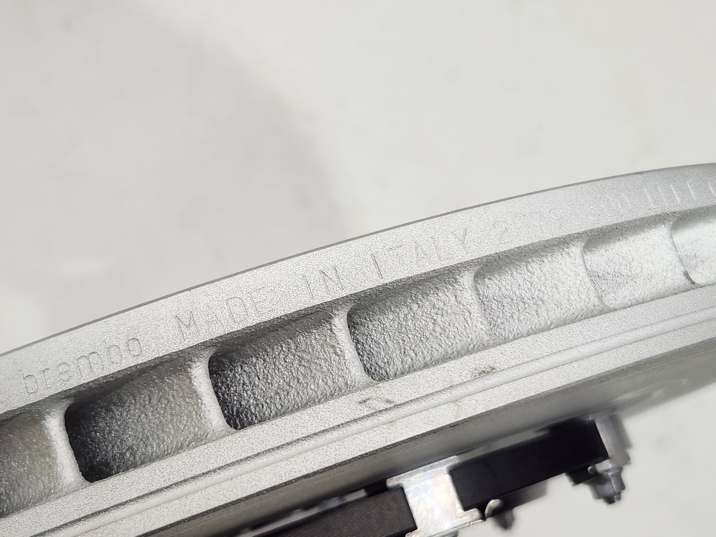 2009+ CTS-V & Camaro ZL1 Driver Front 2 Piece Rotor Brembo 6 piston OEM GM