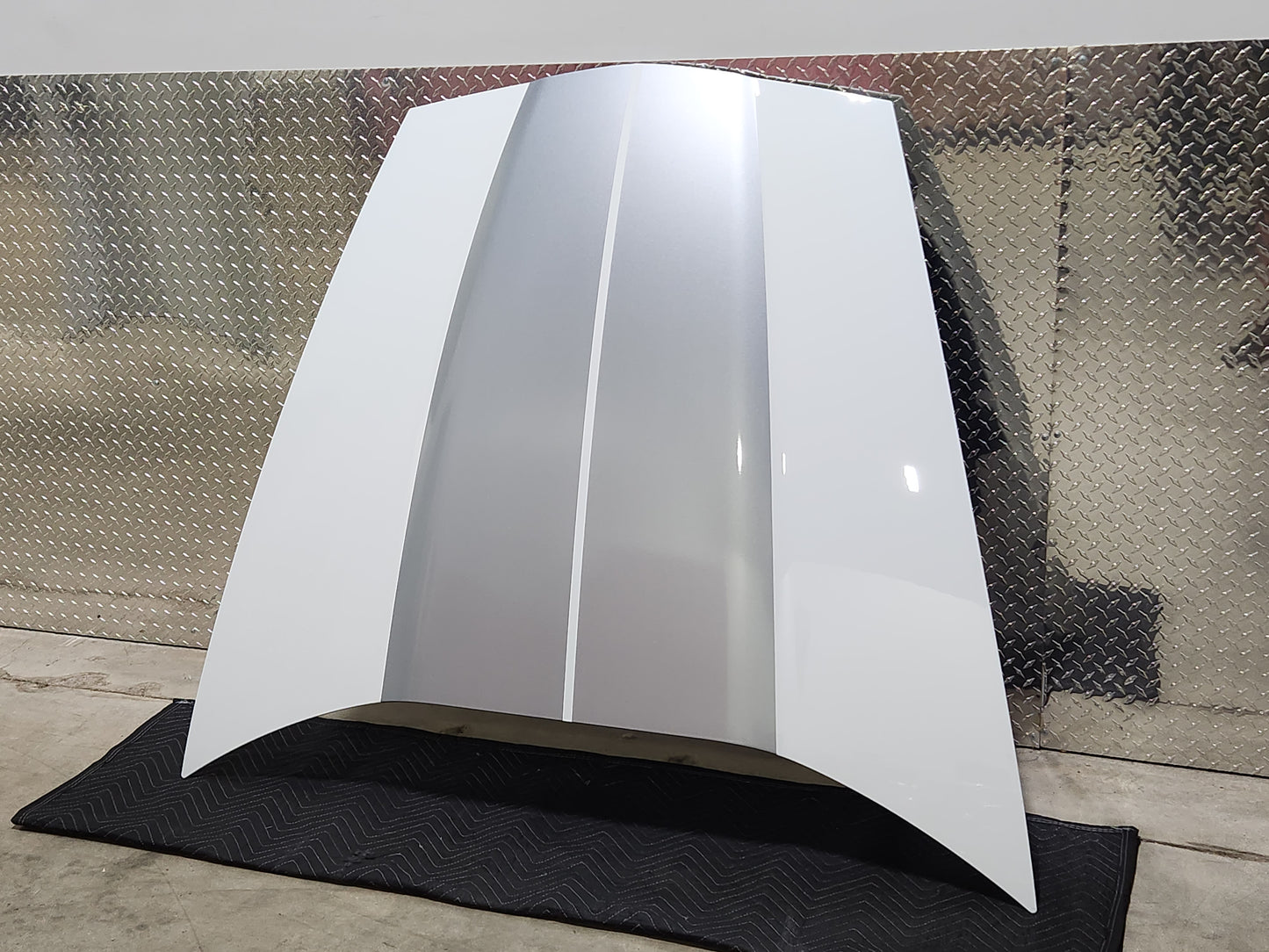 2013 Chevy Corvette Base Grand Sport Z06 60th Anniversary Hood OEM GM