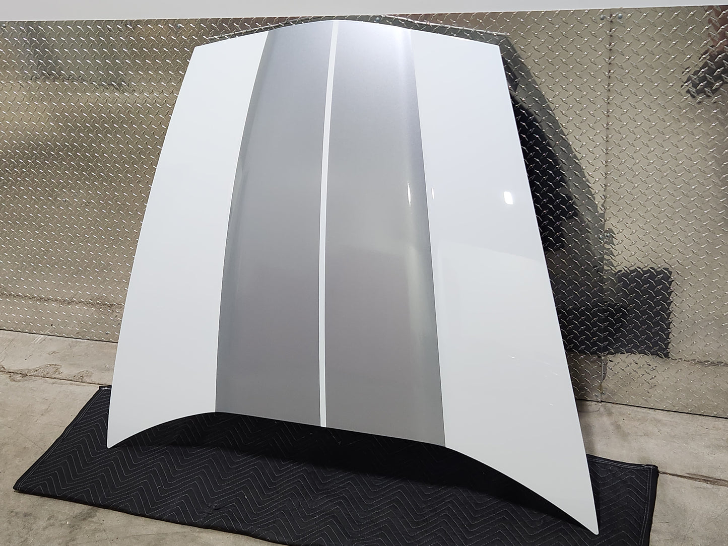 2013 Chevy Corvette Base Grand Sport Z06 60th Anniversary Hood OEM GM