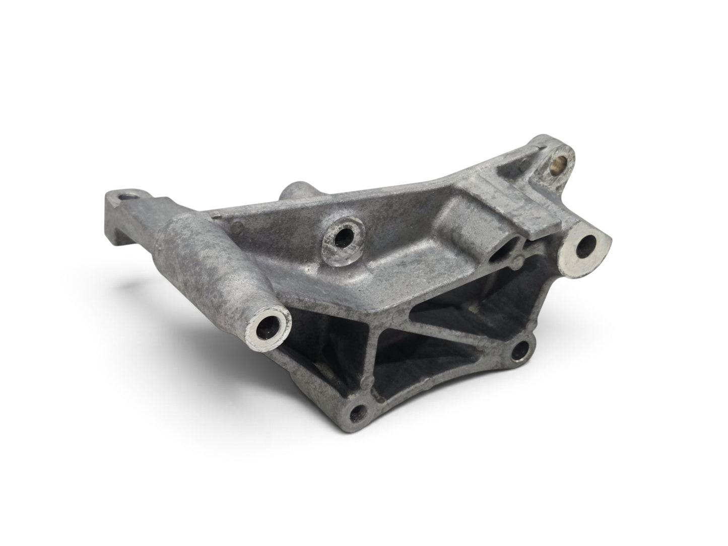 Send it Auto Parts OEM GM AC compressor bracket for 2014-2019 Chevy Corvette C7, cast aluminum construction.