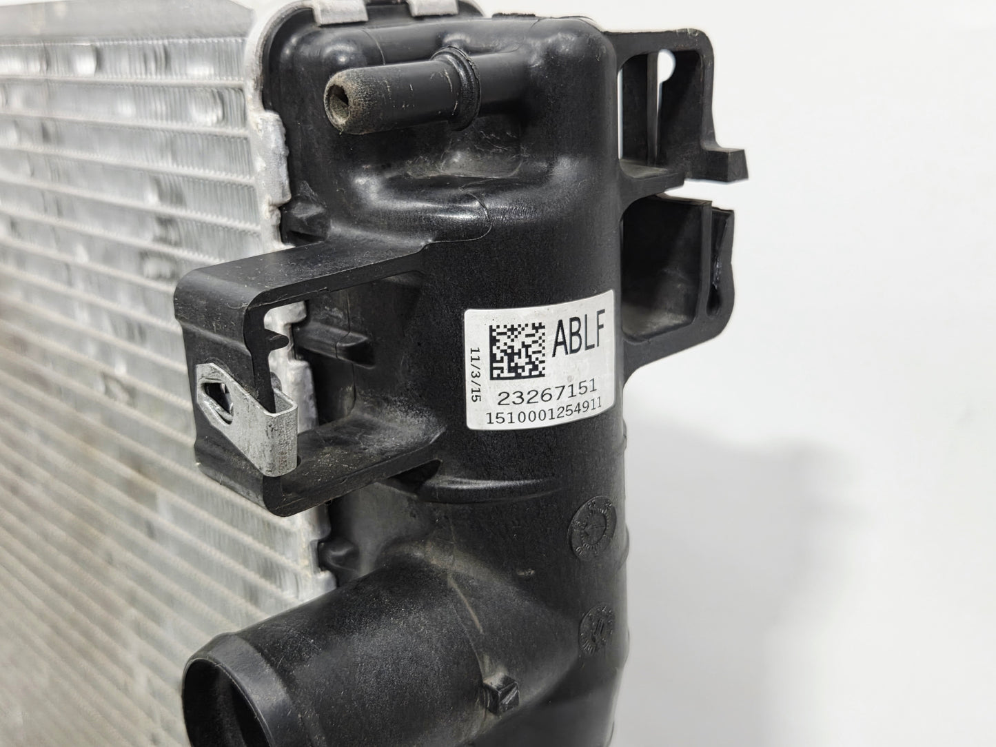 2014-2019 Chevy Corvette C7 Z51 Heavy Duty Radiator OEM GM 23267151