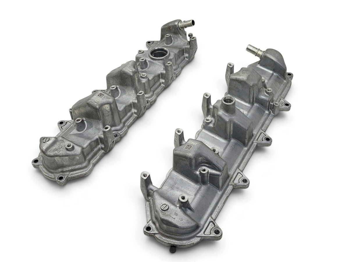 2014-2019 Chevy Corvette Dry Sump Valve Rocker Covers OEM GM 12692544 12692546
