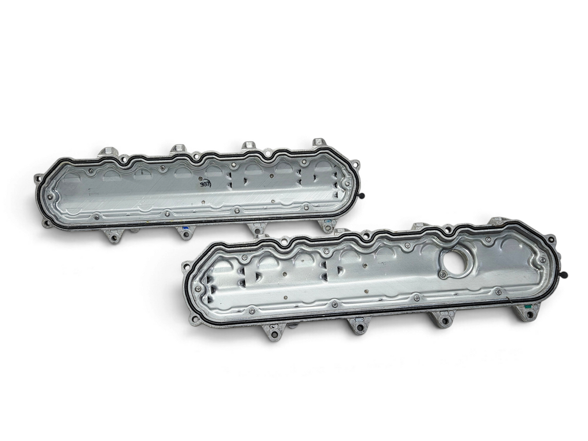 2014-2019 Chevy Corvette Dry Sump Valve Rocker Covers OEM GM 12692544 12692546