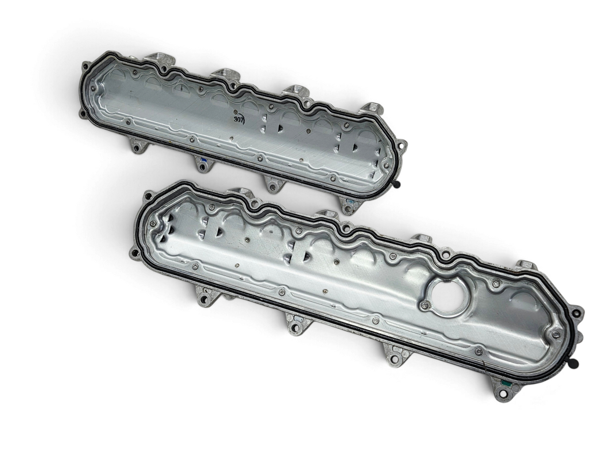 2014-2019 Chevy Corvette Dry Sump Valve Rocker Covers OEM GM 12692544 12692546