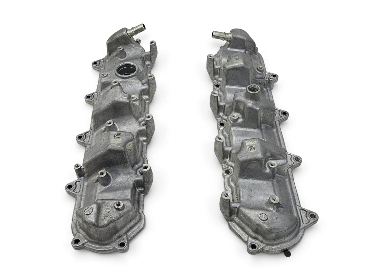 2014-2019 Chevy Corvette Dry Sump Valve Rocker Covers OEM GM 12692544 12692546