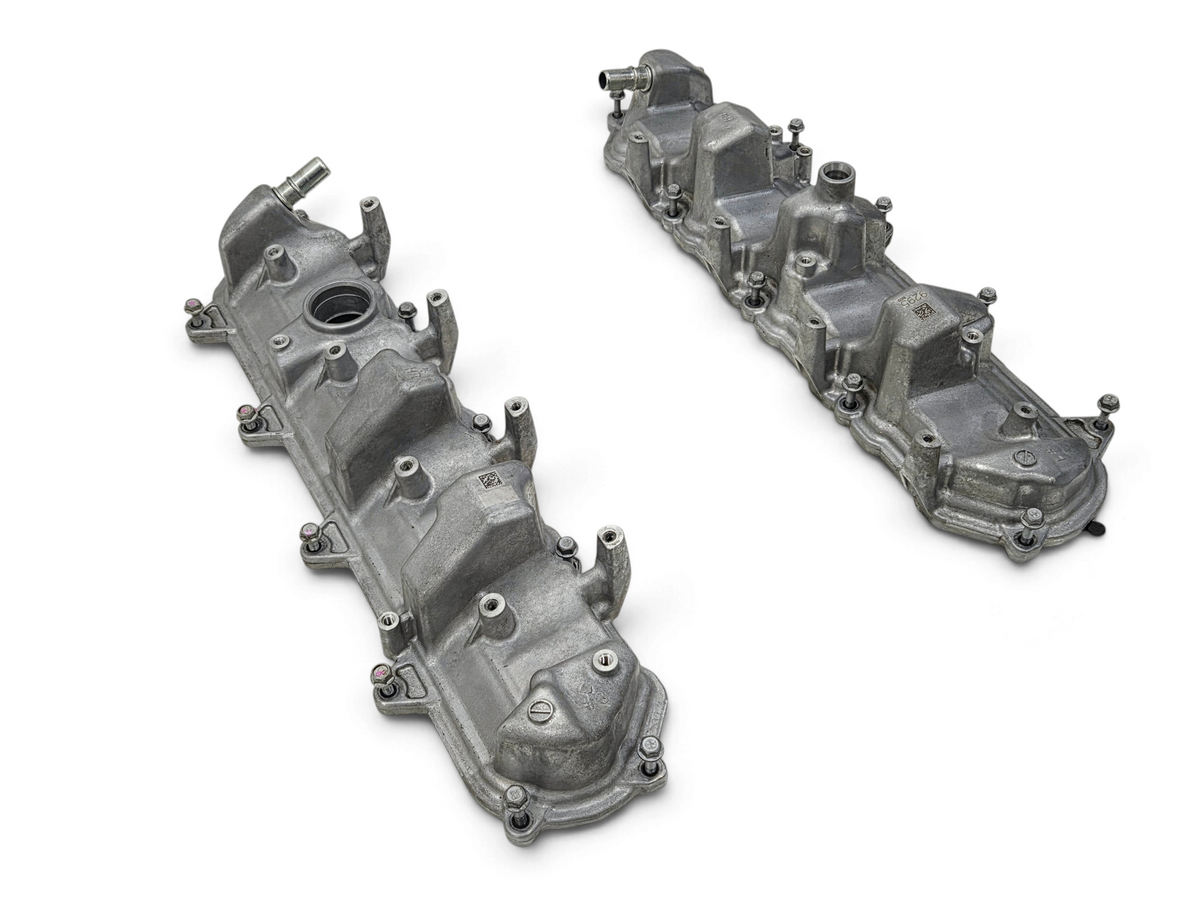 2014-2019 Chevy Corvette Dry Sump Valve Rocker Covers OEM GM 12692544 12692546