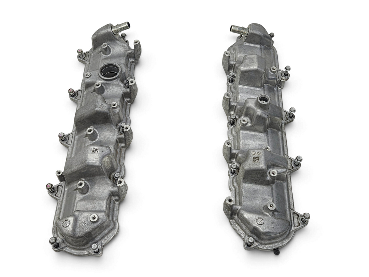2014-2019 Chevy Corvette Dry Sump Valve Rocker Covers OEM GM 12692544 12692546