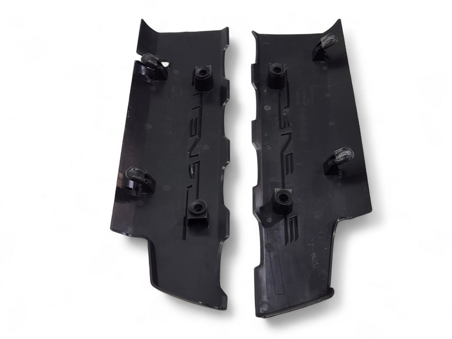 2014-2019 Corvette C7 LT1 Engine Fuel Rail Coil Covers OEM GM 12641720 12643709