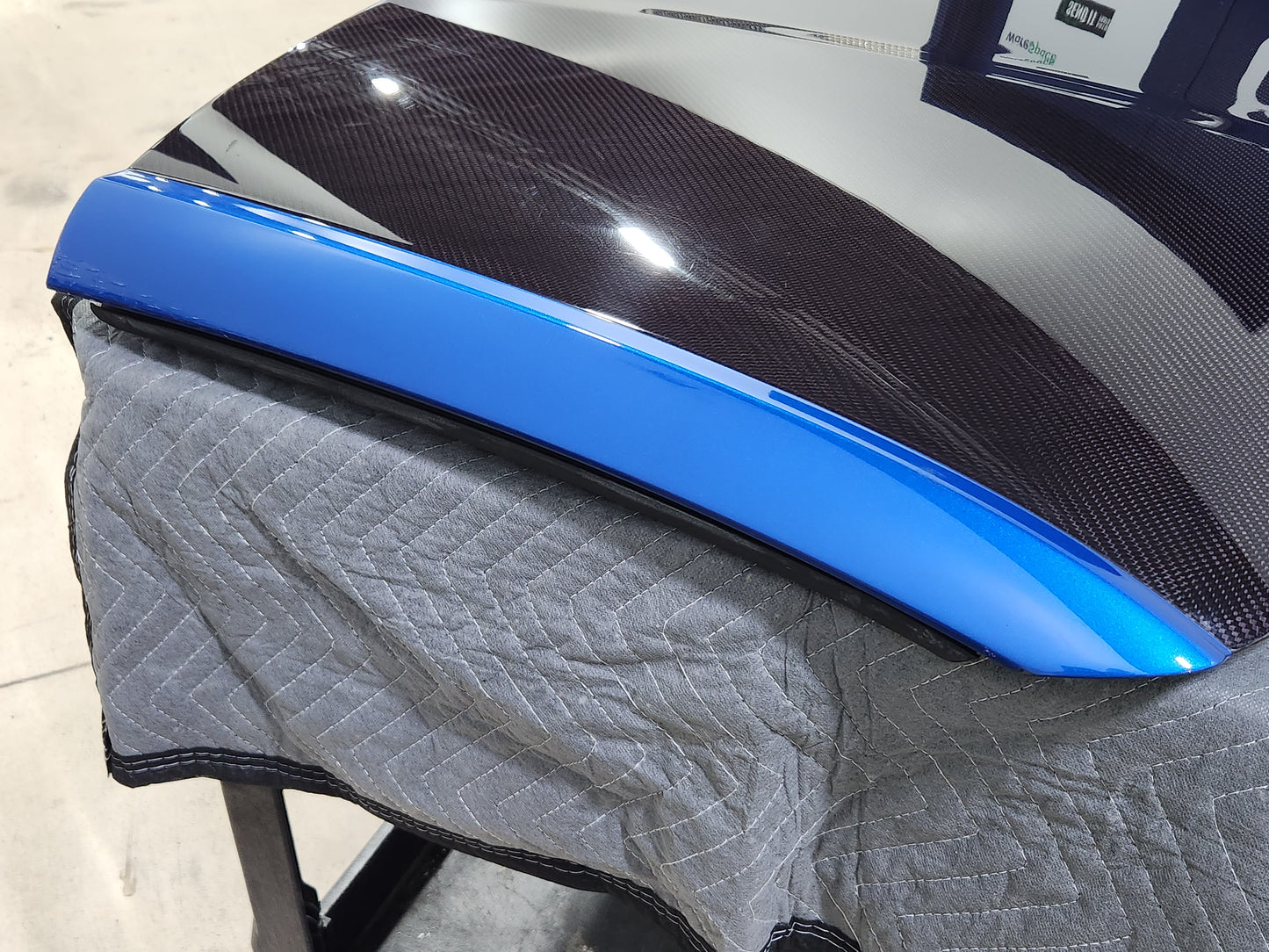 2014-2019 Corvette C7 Laguna Blue Exposed Carbon Fiber Roof Top OEM GM