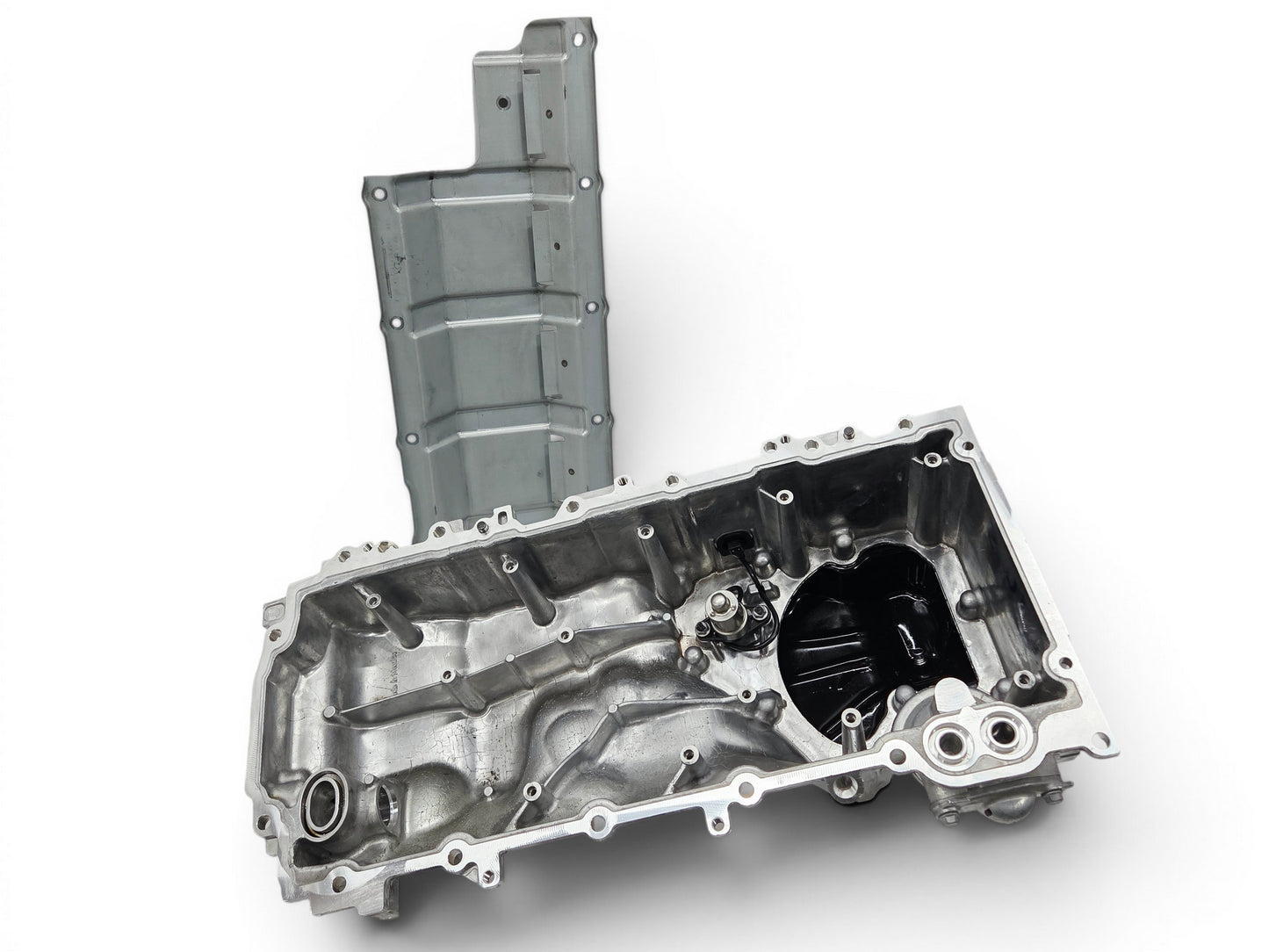 2014-2020 Tahoe Silverado Yukon Escalade 5.3 6.2 Oil Pan OEM GM