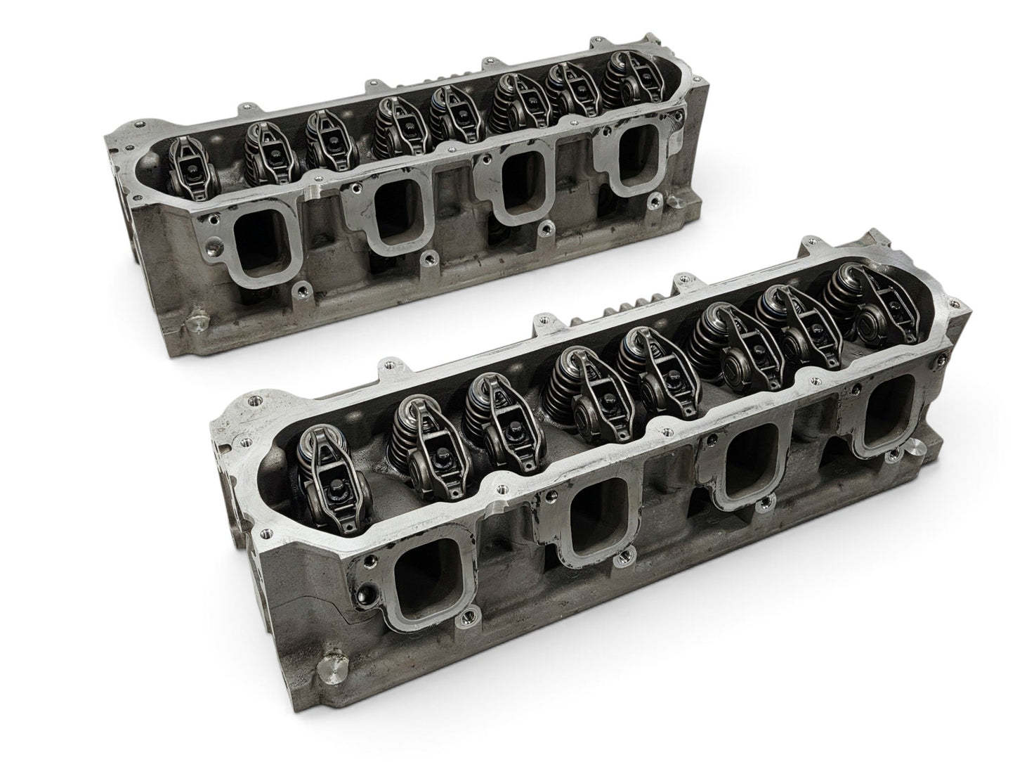 Send it Auto Parts pair of OEM GM 6.2L LT4 cylinder heads with lash caps for Corvette and Camaro engines.