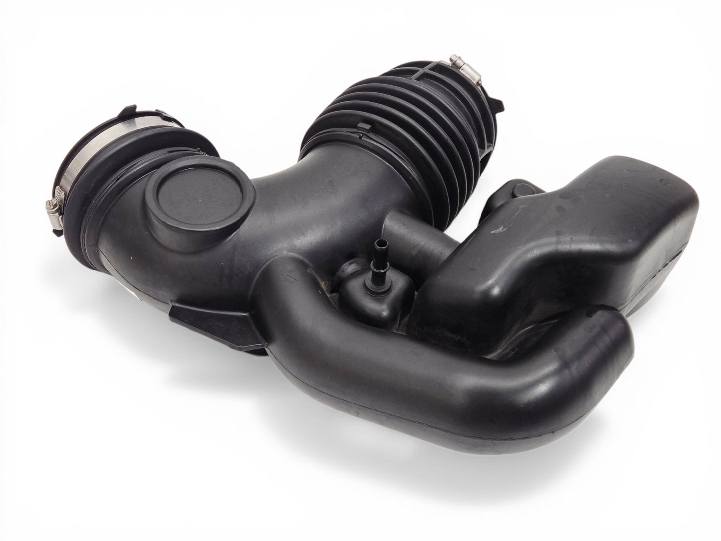 2016-2019 Corvette C7 Z51 Grand Sport Air Intake Outlet Hose OEM GM 84092392