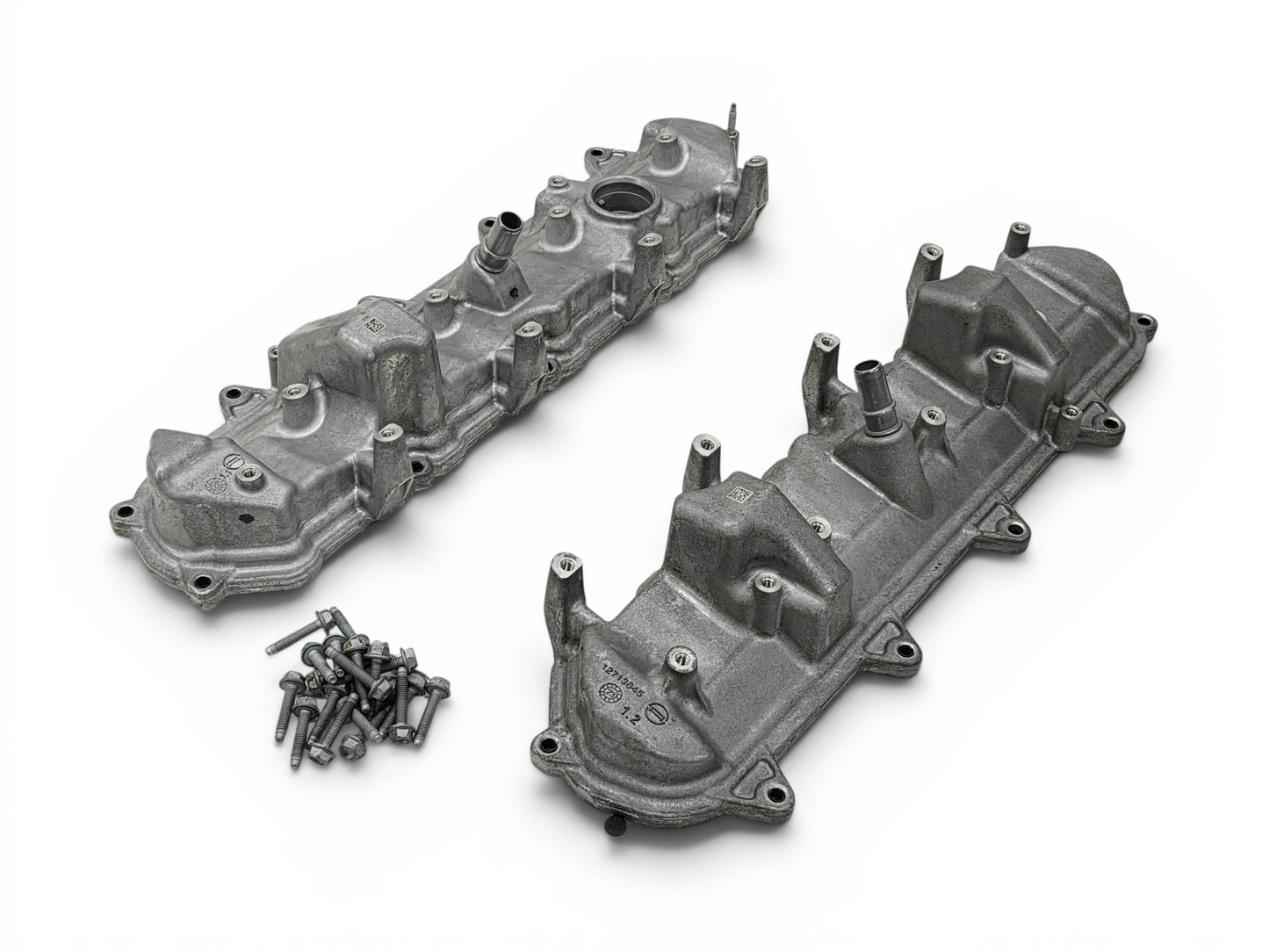 2016-2024 Camaro CTSV CT4 Gen V LT4 6.2L Wet Sump Valve Covers OEM GM