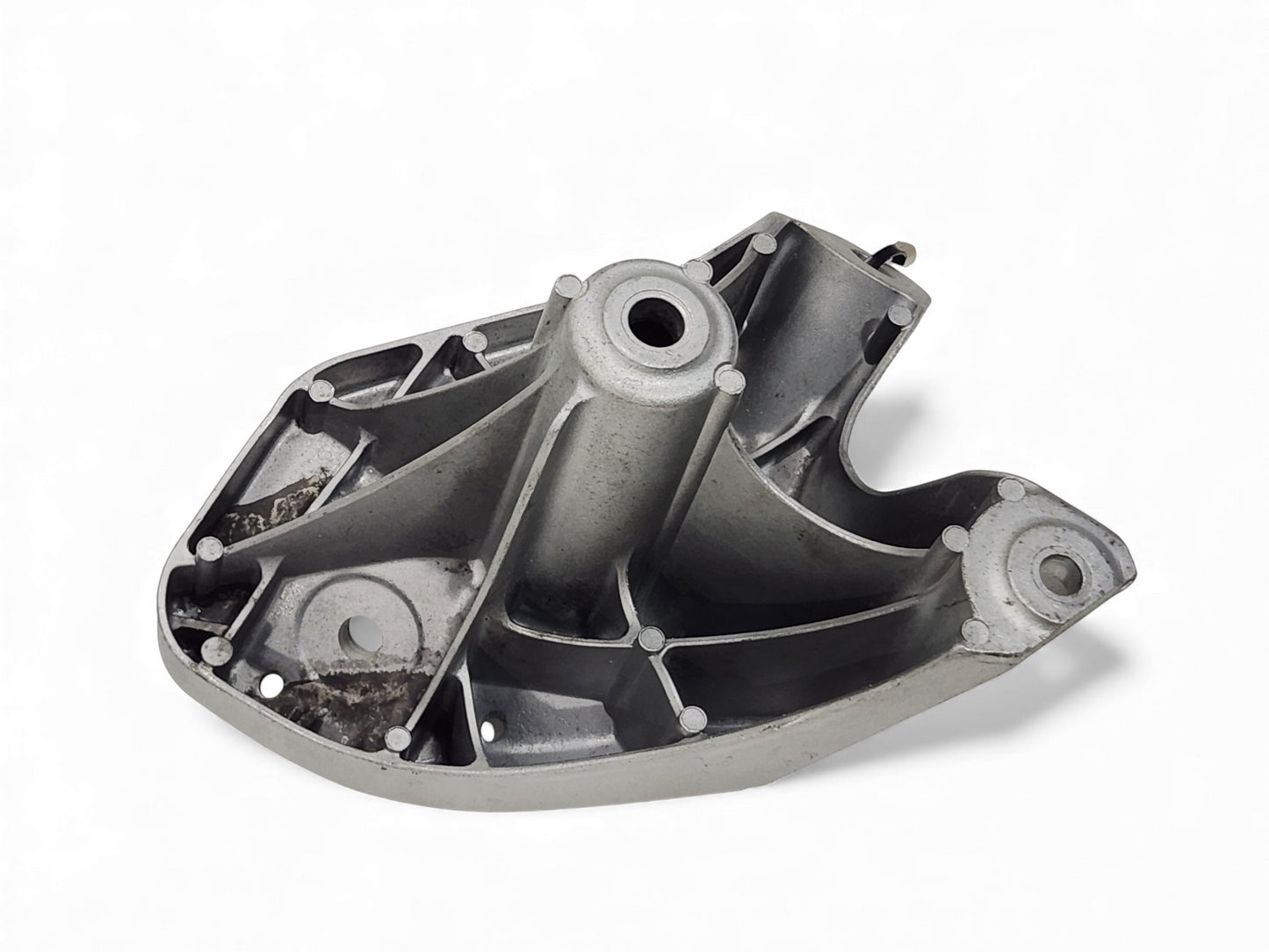 2016-2024 Camaro SS Zl1 CTSV 6.2L RH Engine Motor Mount OEM GM 84046829