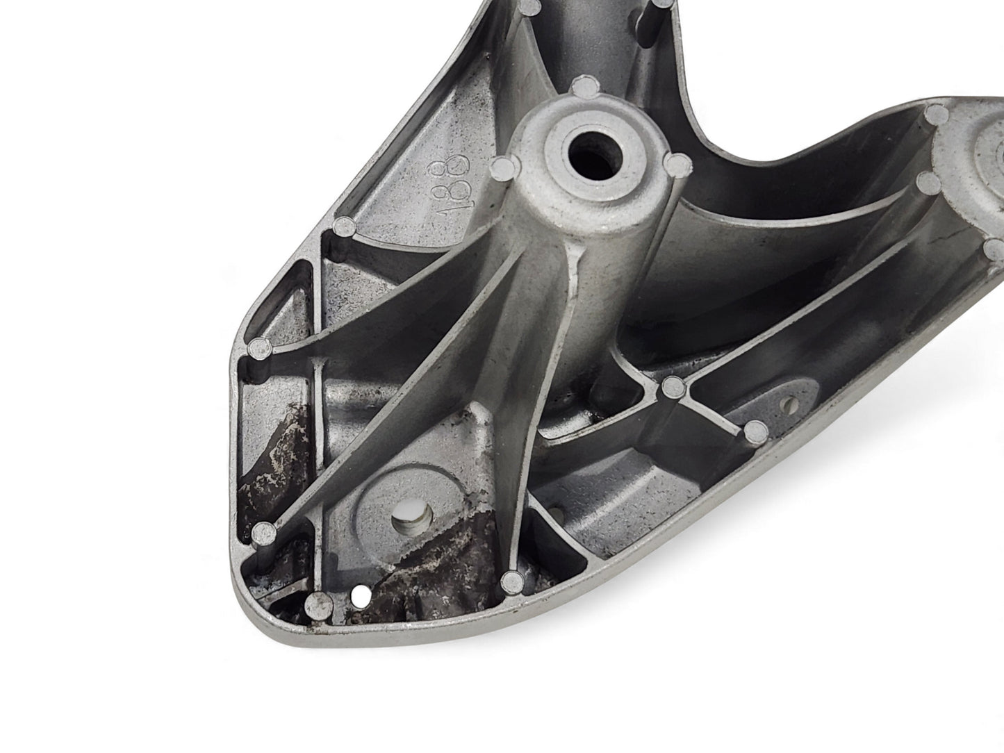 2016-2024 Camaro SS Zl1 CTSV 6.2L RH Engine Motor Mount OEM GM 84046829