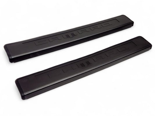 2016-2024 Chevy Camaro Door Sill Plates Black OEM GM 84124303 - Pair