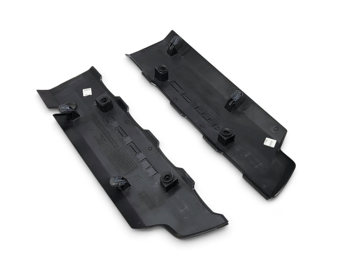 2016-2024 Chevy Camaro SS LT1 6.2L Engine Fuel Rail Covers Pair Black OEM GM