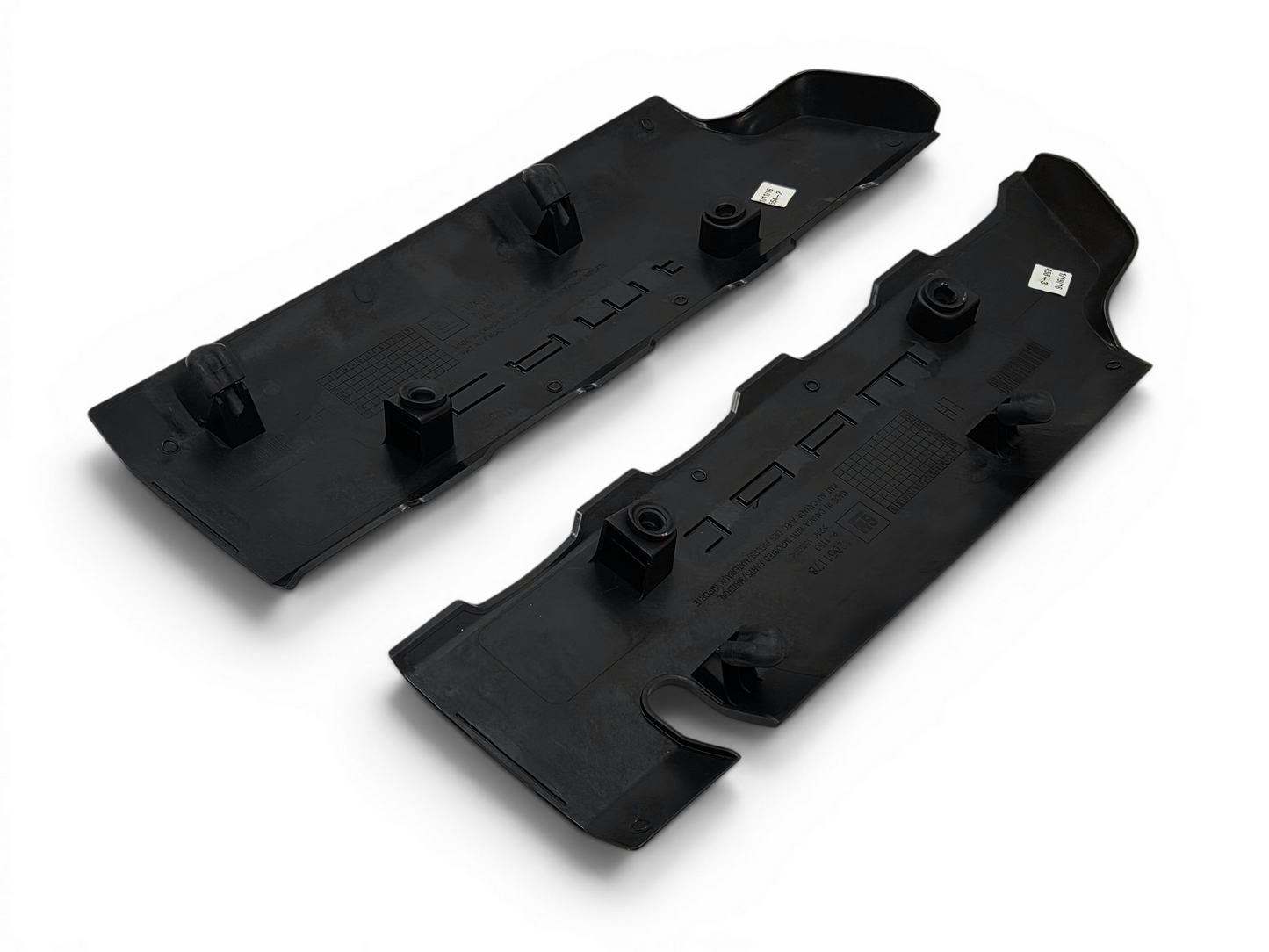 2016-2024 Chevy Camaro SS LT1 6.2L Engine Fuel Rail Covers Pair Black OEM GM